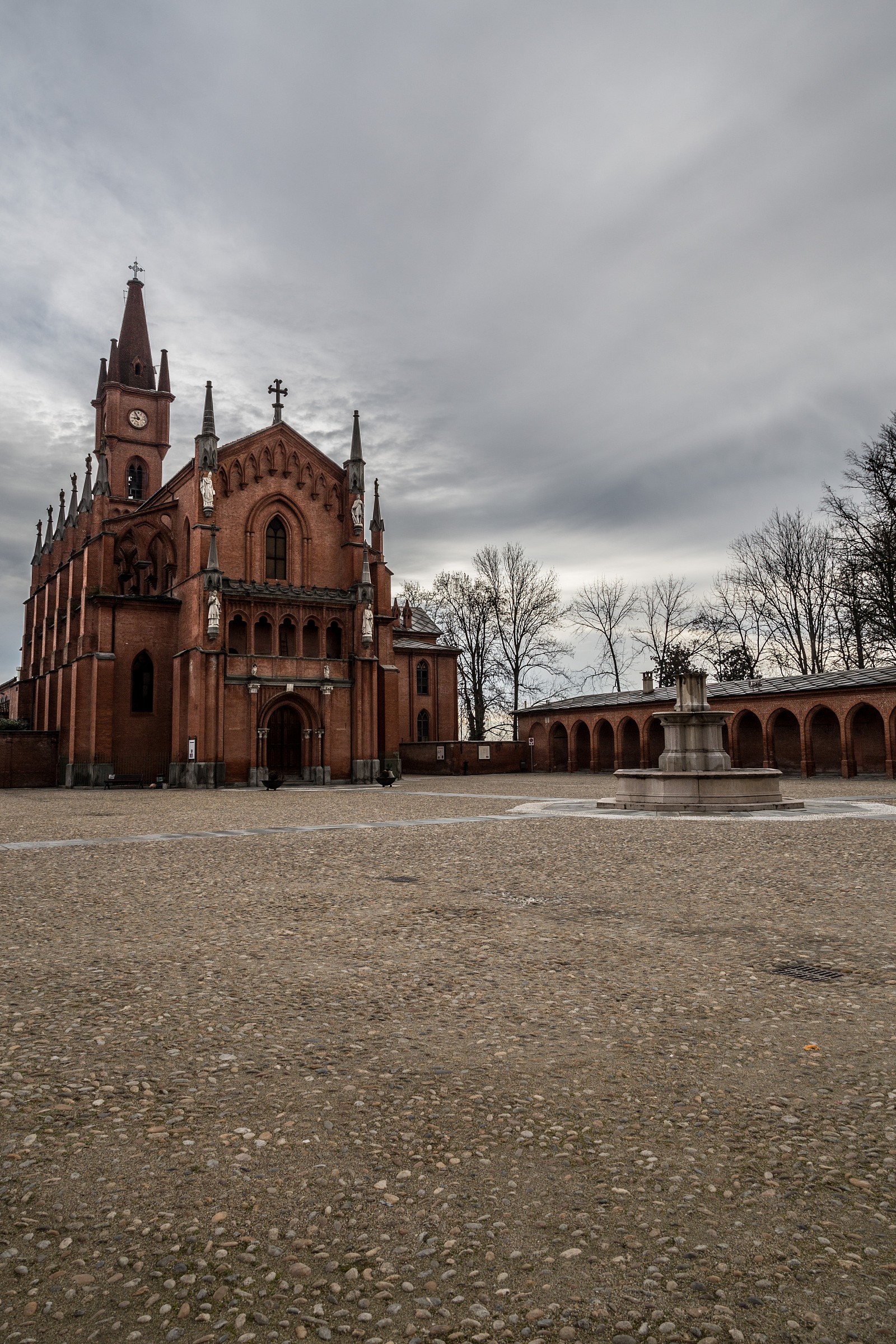 Pollenzo, Church of San Vittore Martire 2