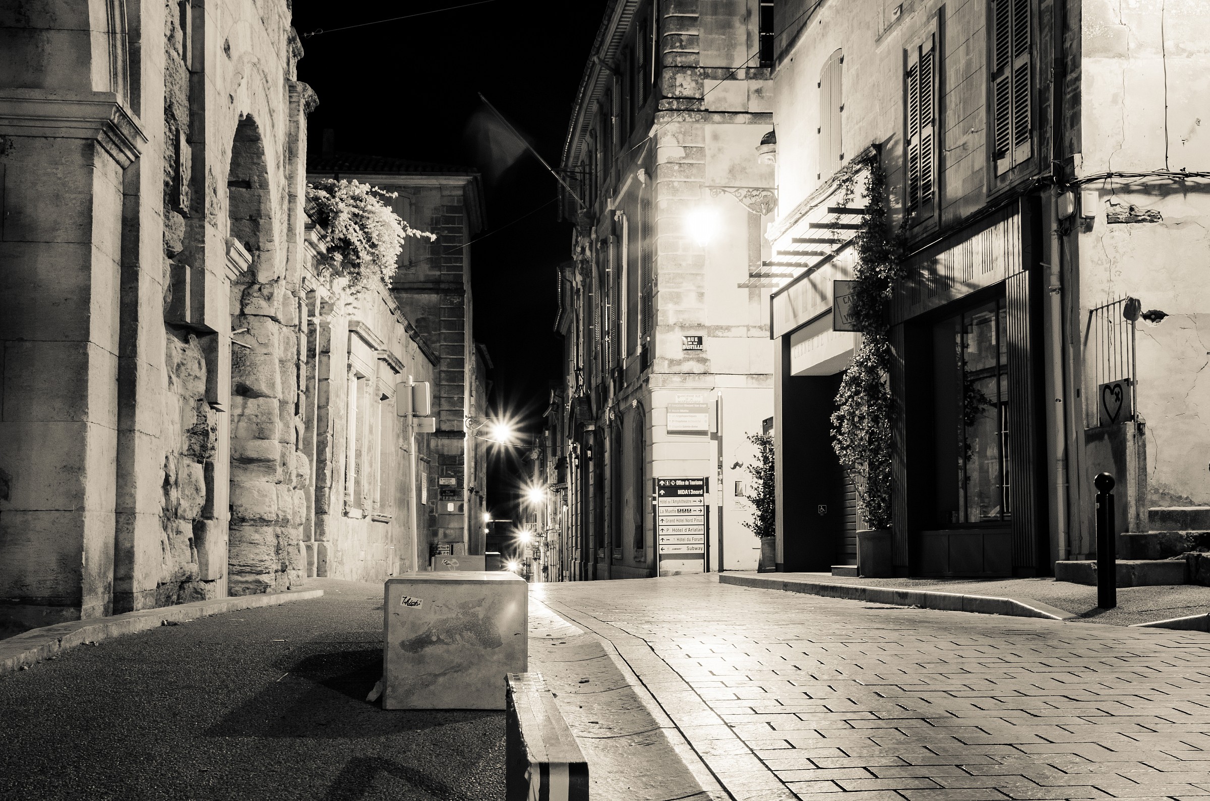 Arles - Rue de la Bastille