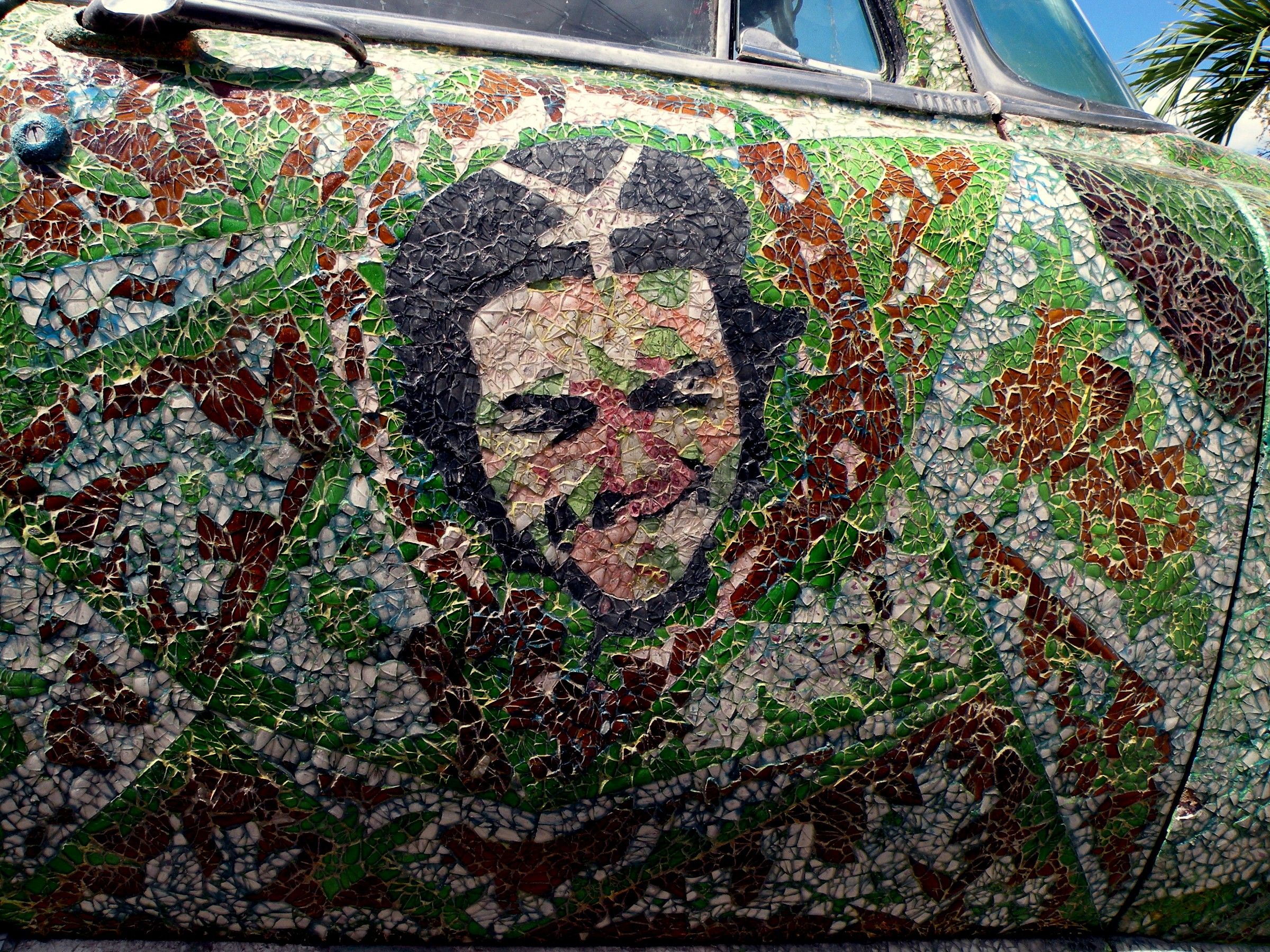 Detail of a car in cuba kitsch