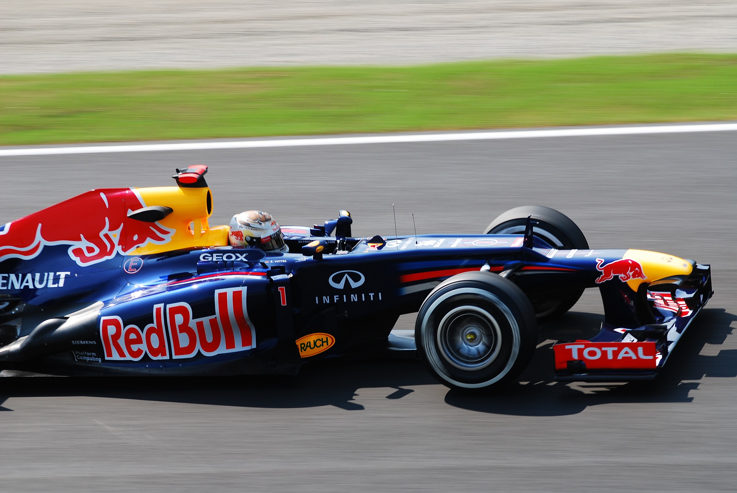 ricciardo in red bull