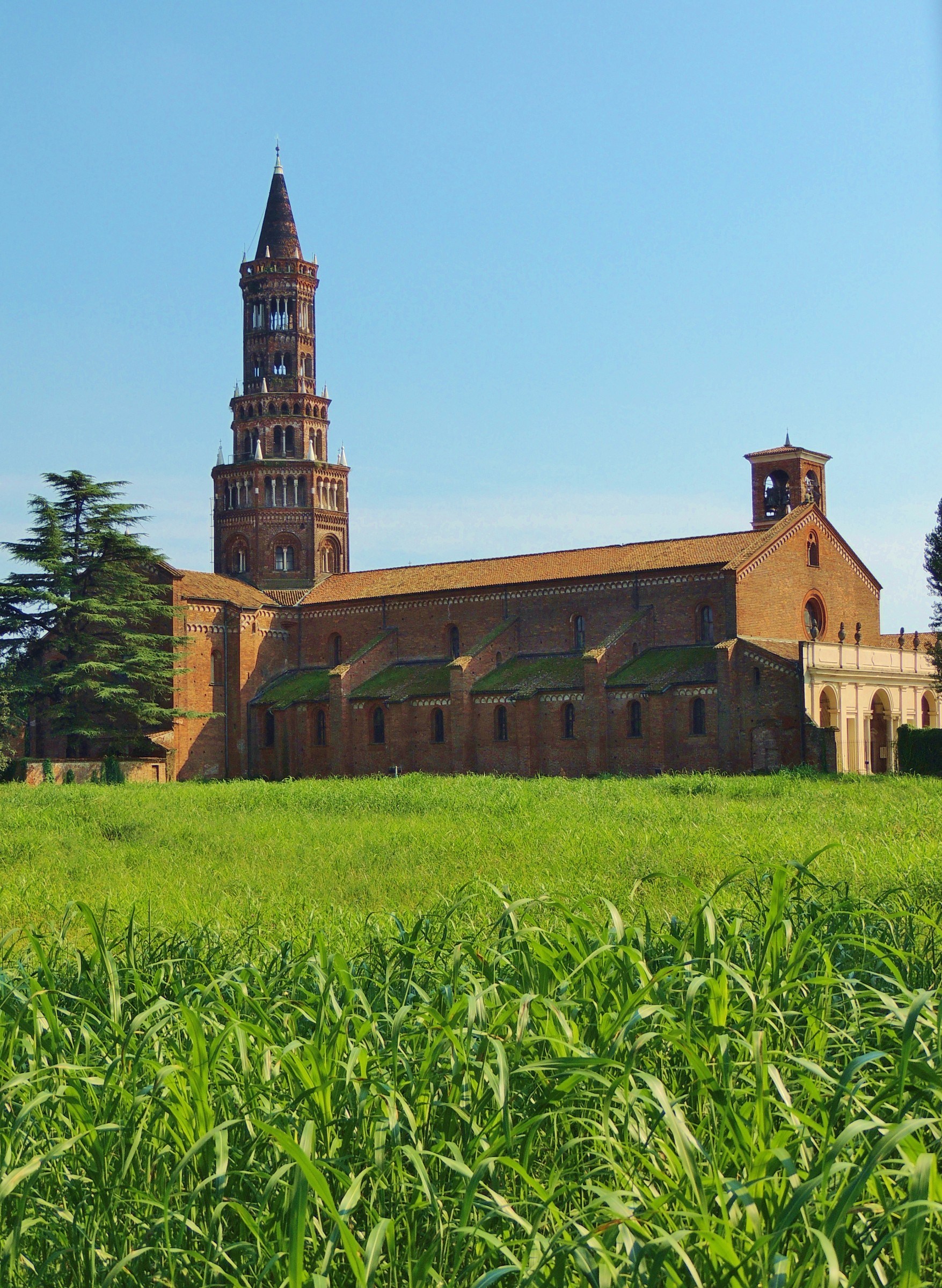Abbazia di Chiaravalle (esterno)