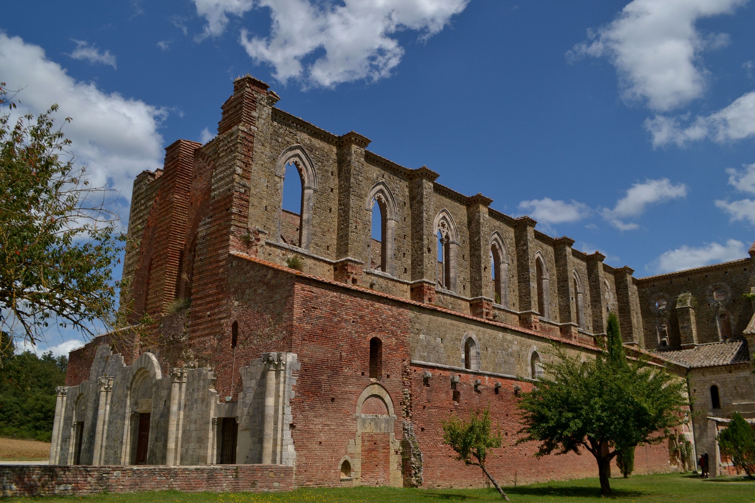 Montesignano-Abbazia di san Galgano
