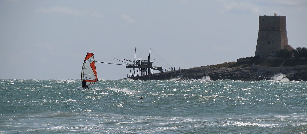 Windsurfing in solitary