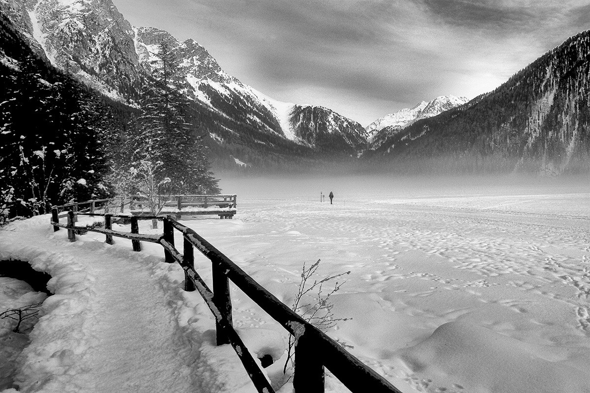 Sul lago ghiacciato