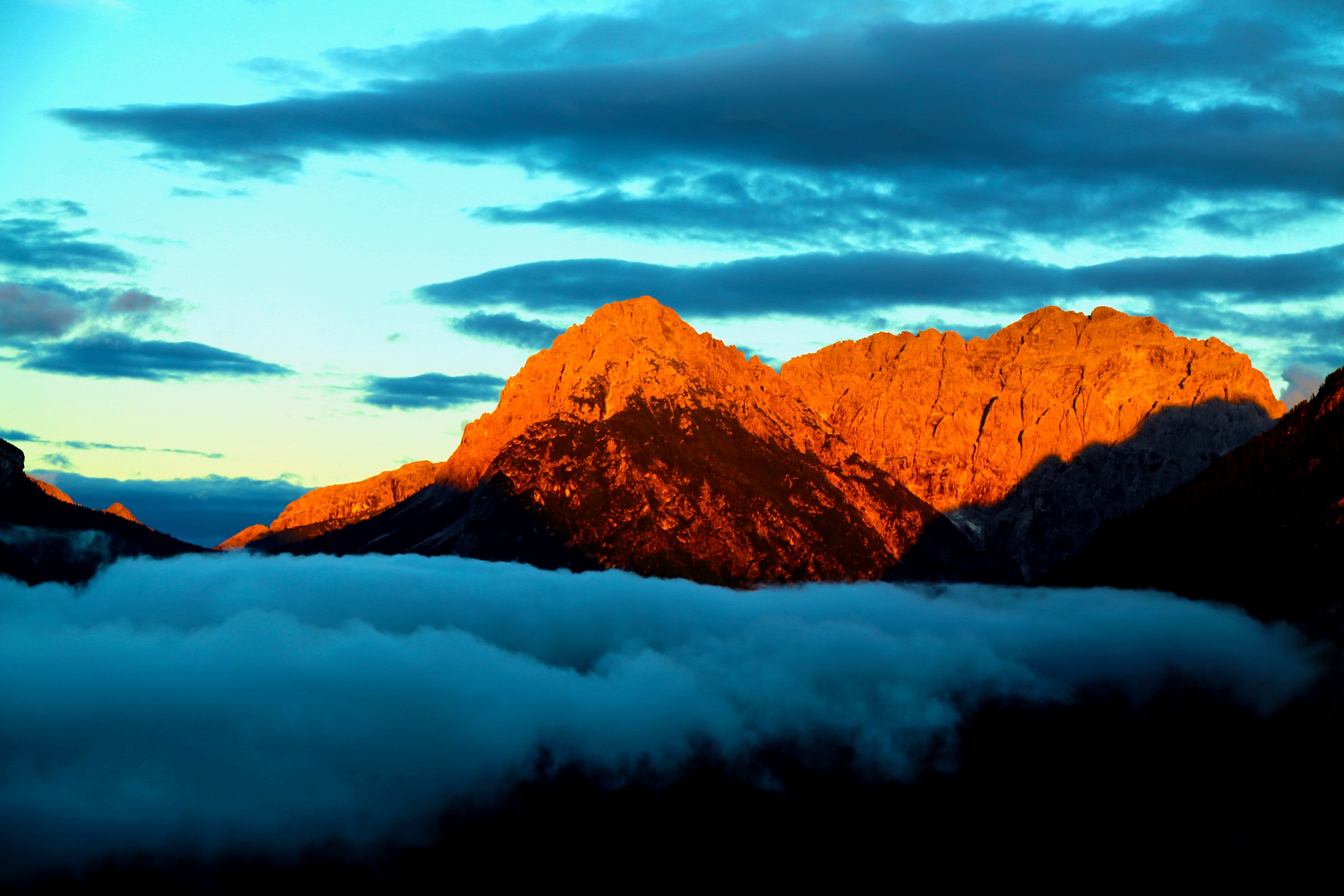 Tramonto sulle dolomiti del Comelico