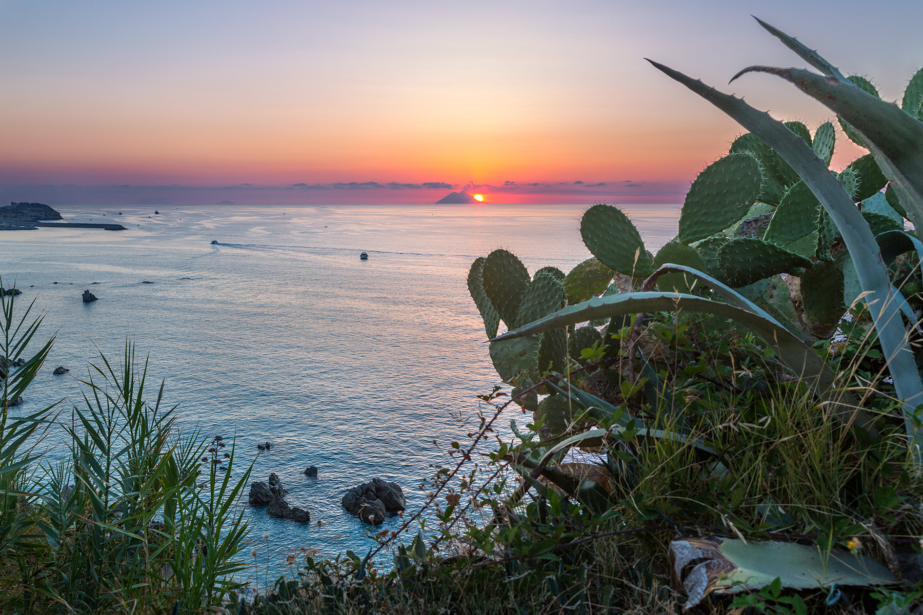 Tramonto sullo Stromboli-Parghelia (Tropea)