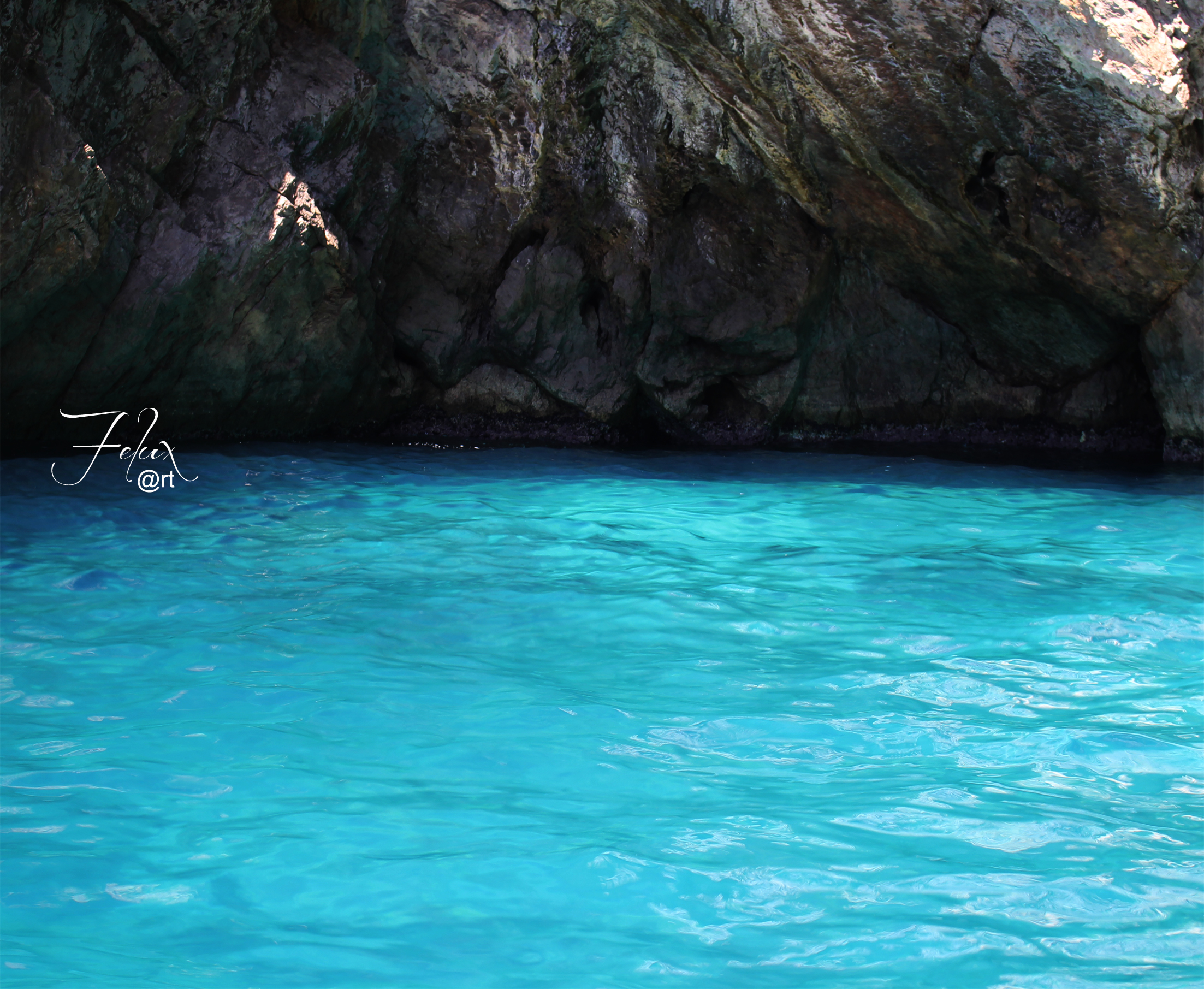 Sea or swimming pool?