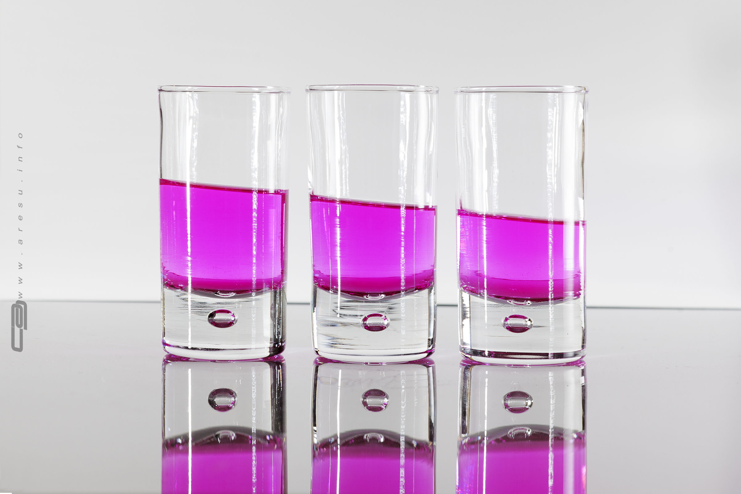 Liquido, Colorato e Pendente