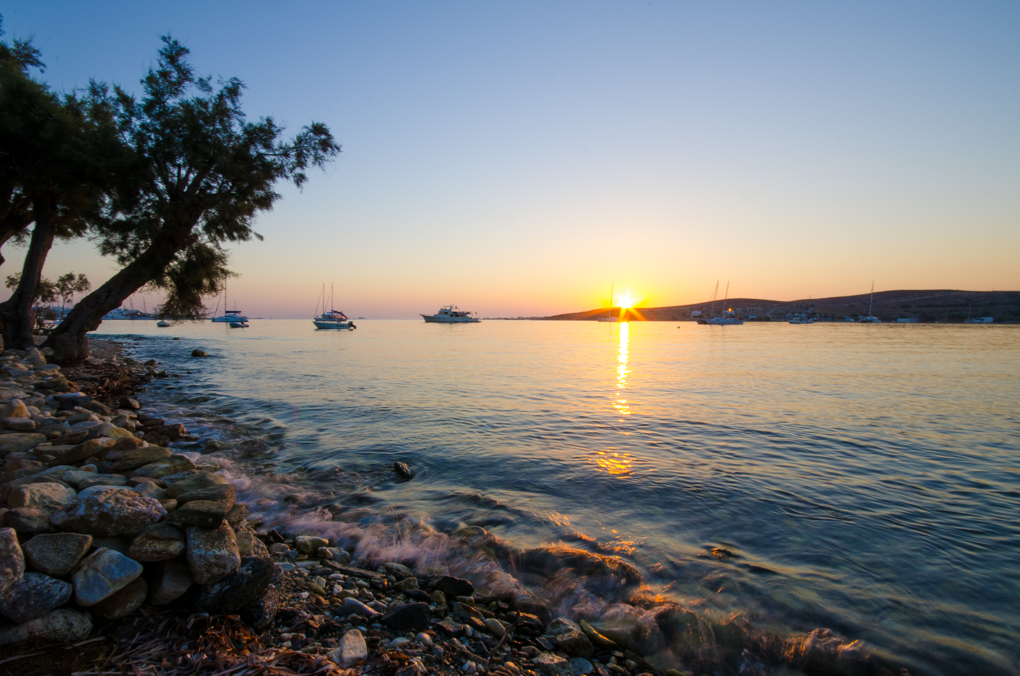 Dining by the sea ..
