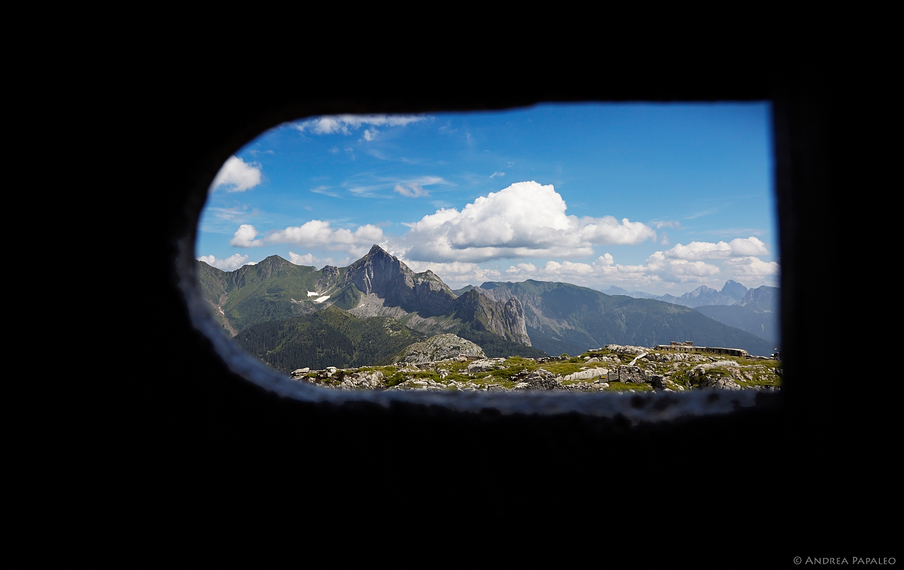 Pal Piccolo - Window on the Trench