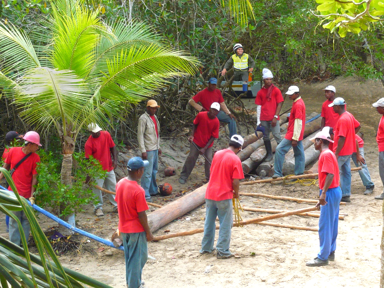 Colombian prisoners to work