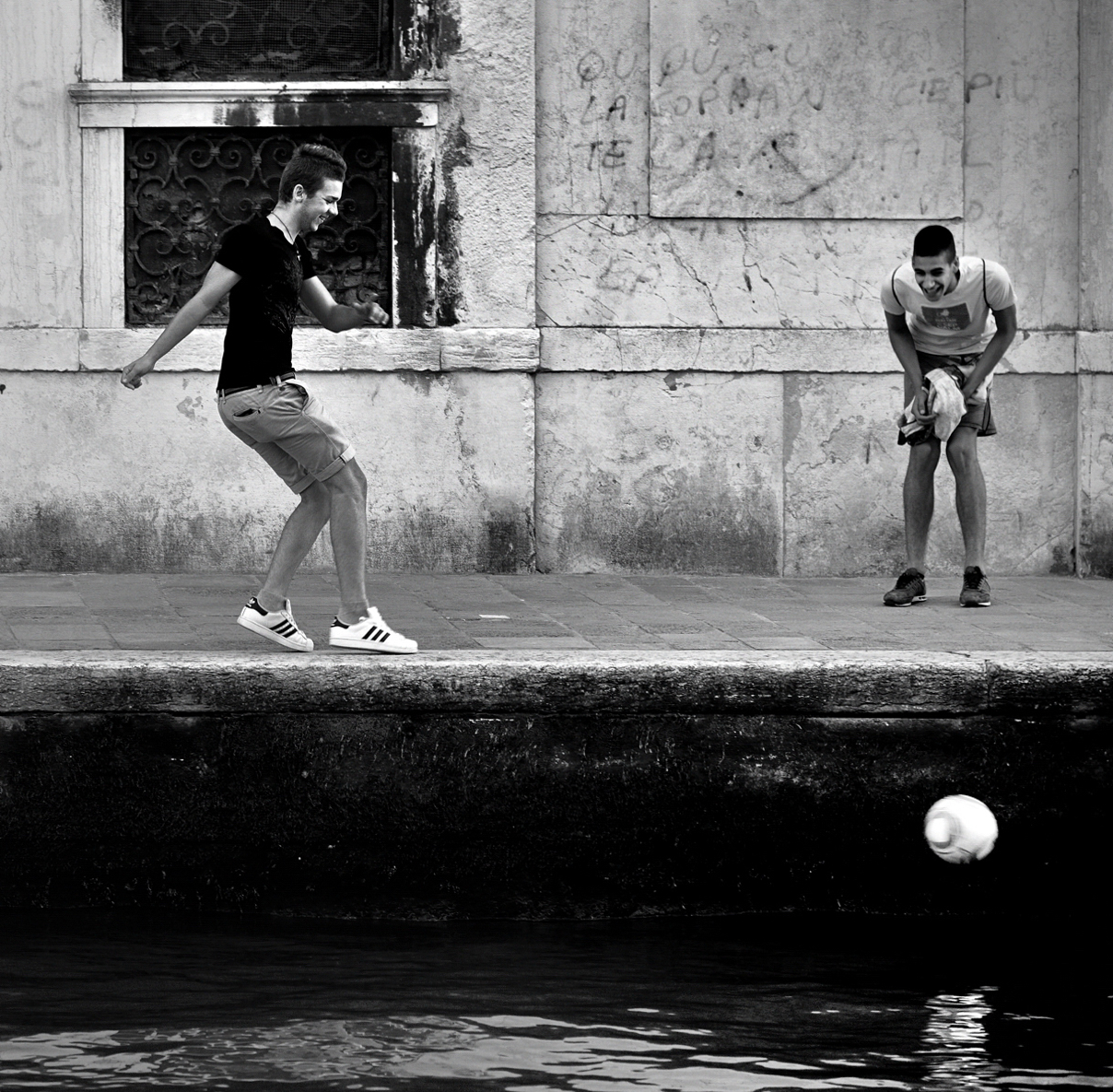 Indubbiamente fuori!