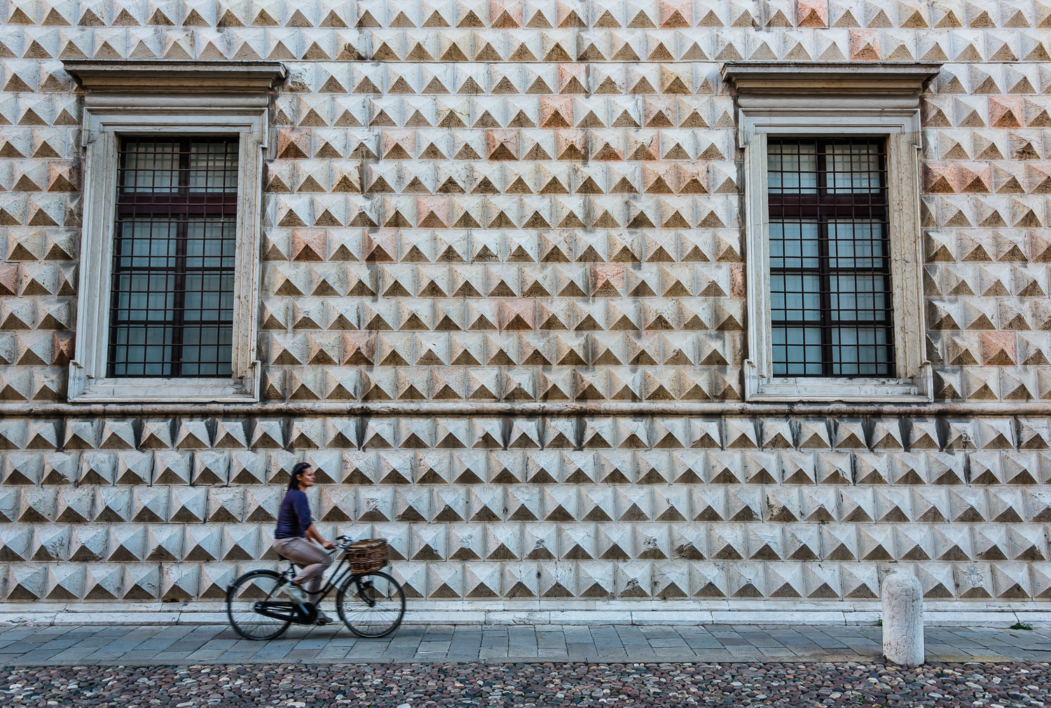 Palazzo dei Diamanti and cycling