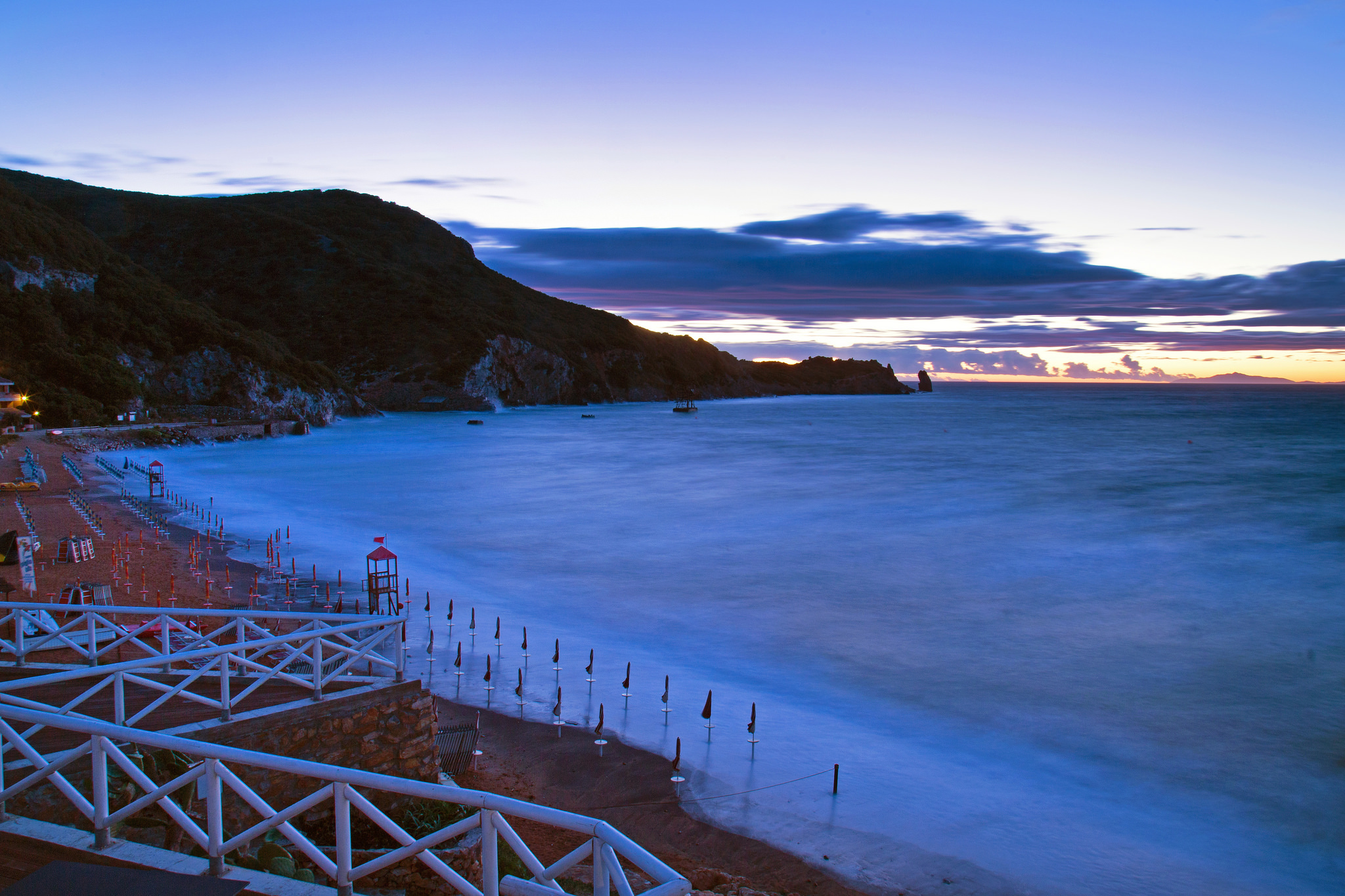 Now blue Isola del Giglio