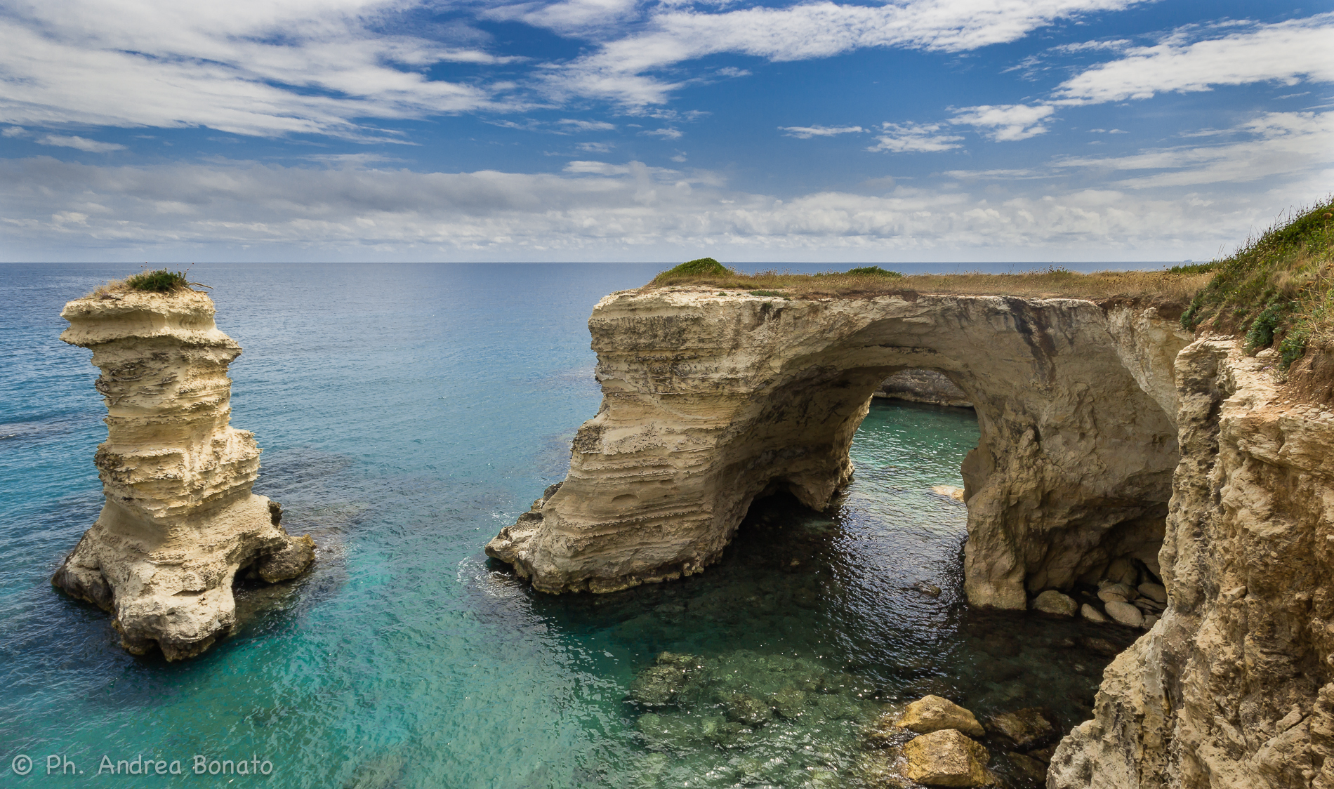 Faraglioni Sant'Andrea - Puglia