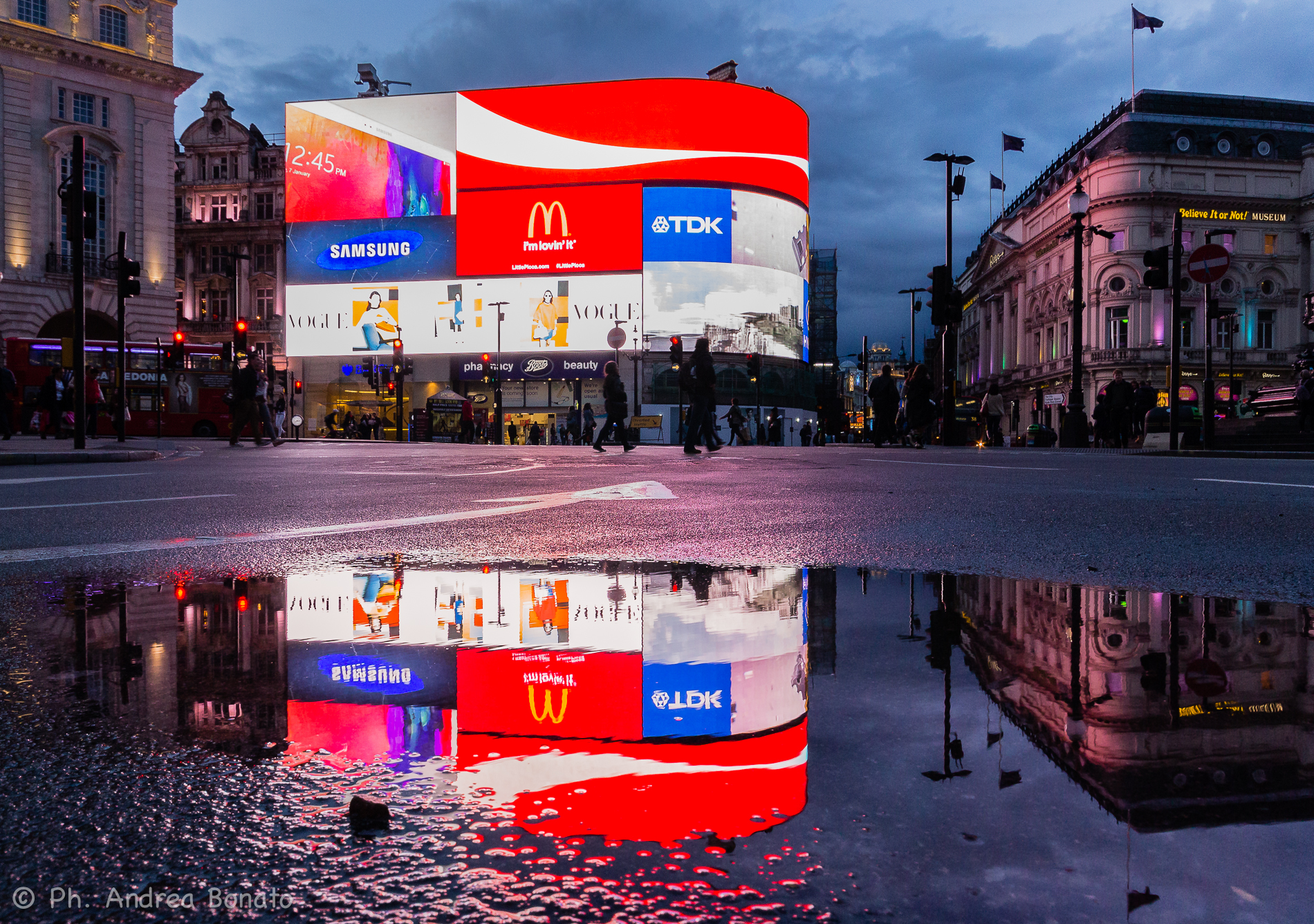 Piccadilly Circus - Londra
