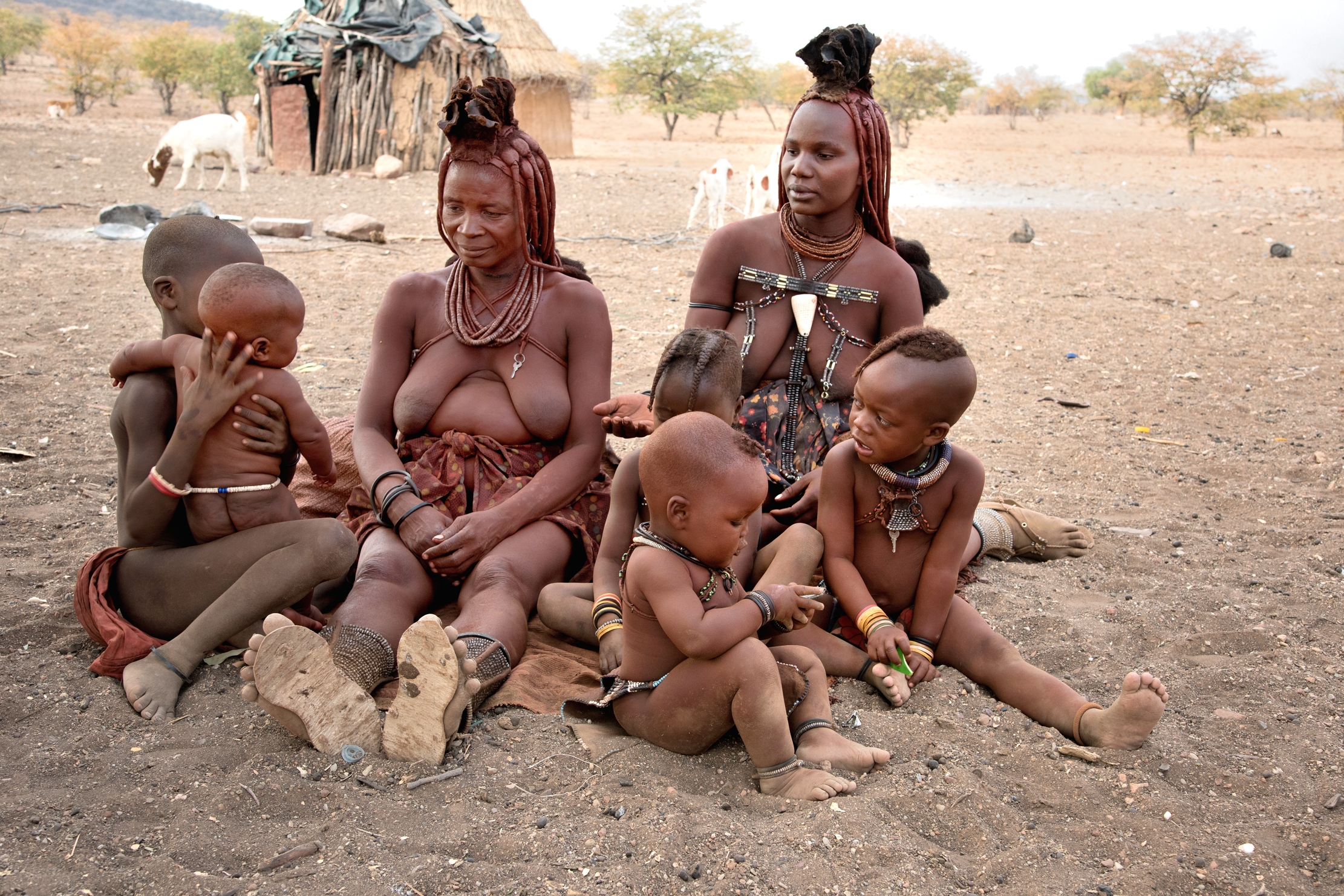 Ovamboland - Famiglia Himba