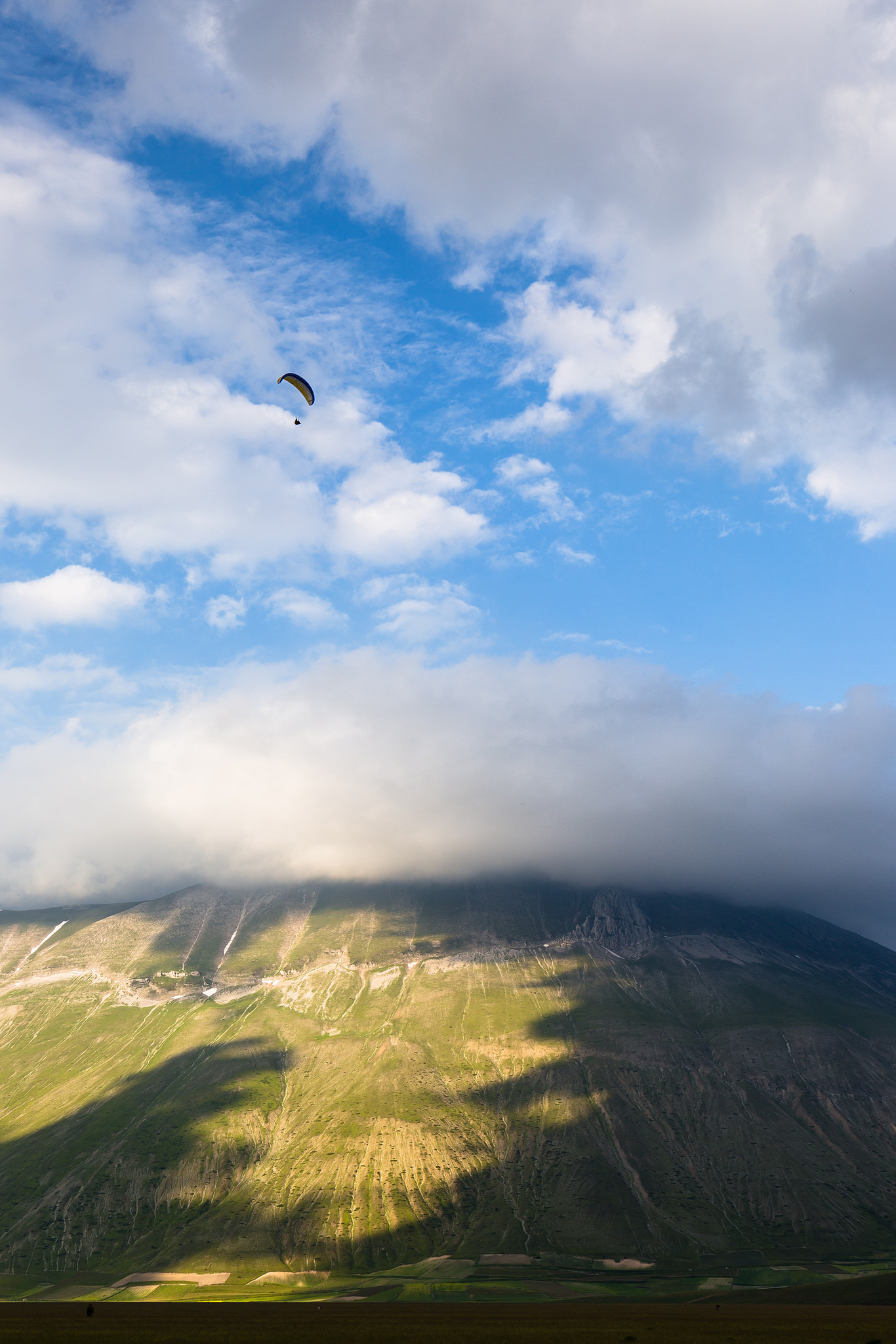 Castelluccio di Norcia - Paragliding - June 2014