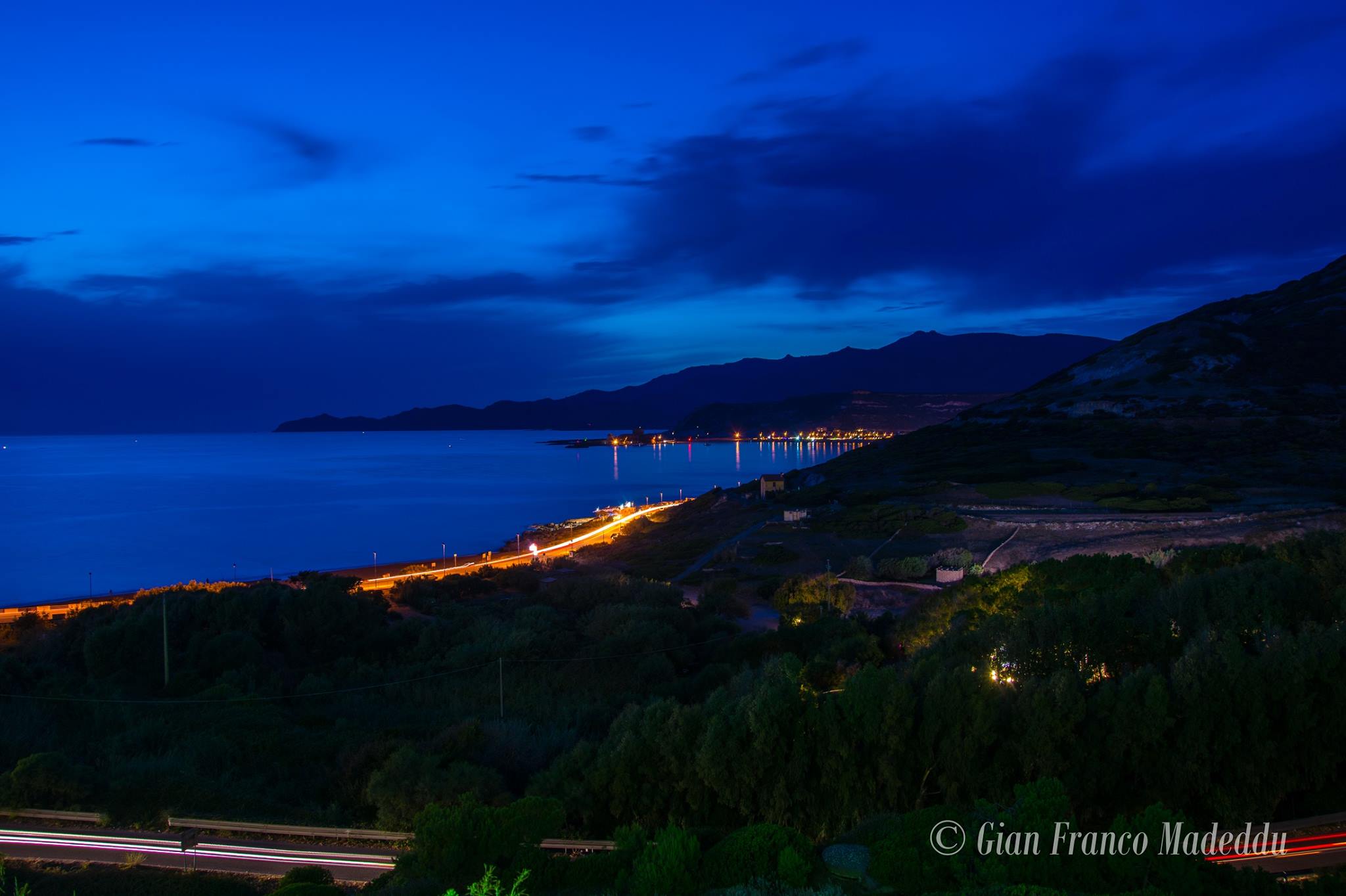 Bosa Marina by night