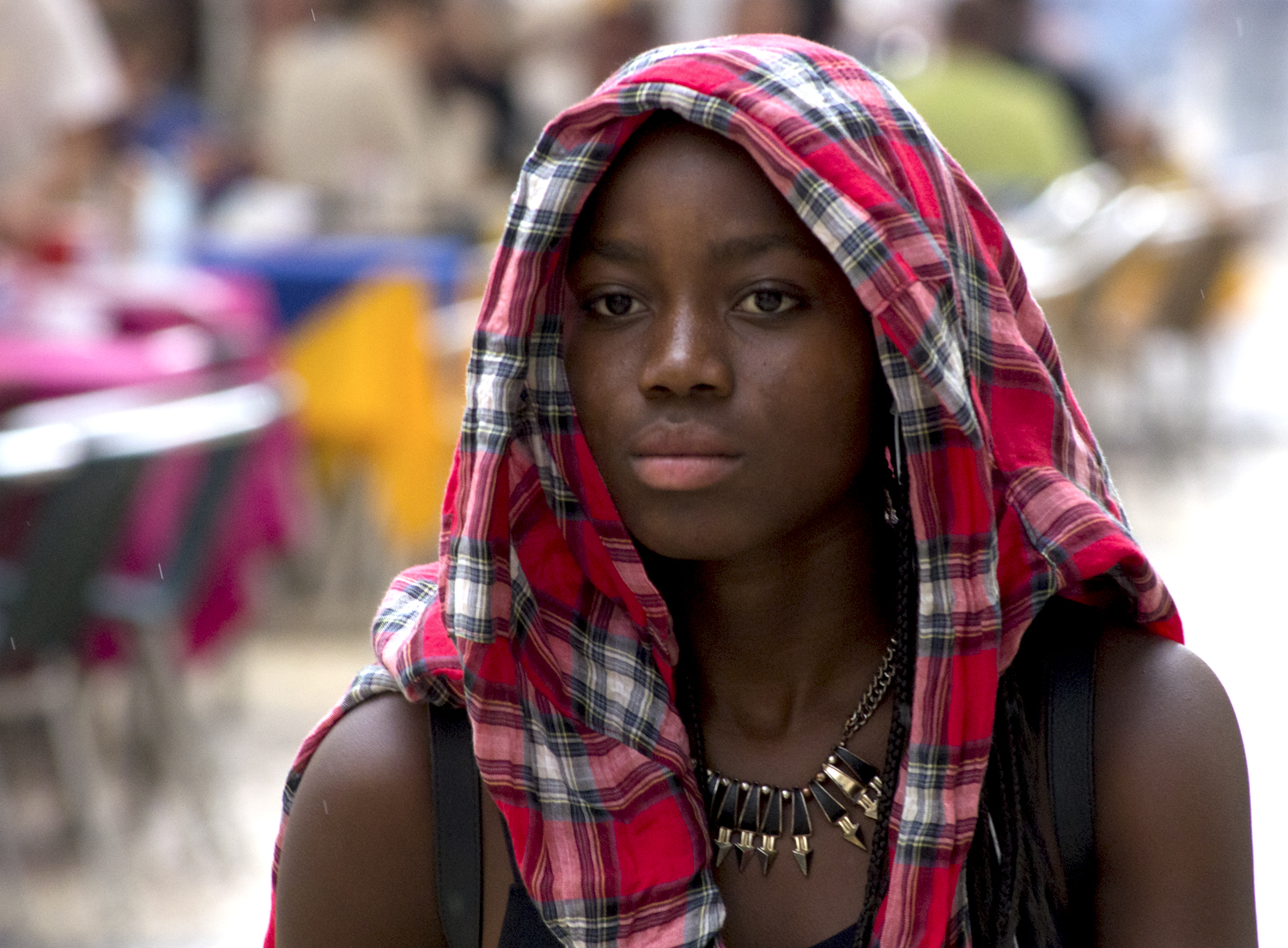 Bella sotto la pioggia