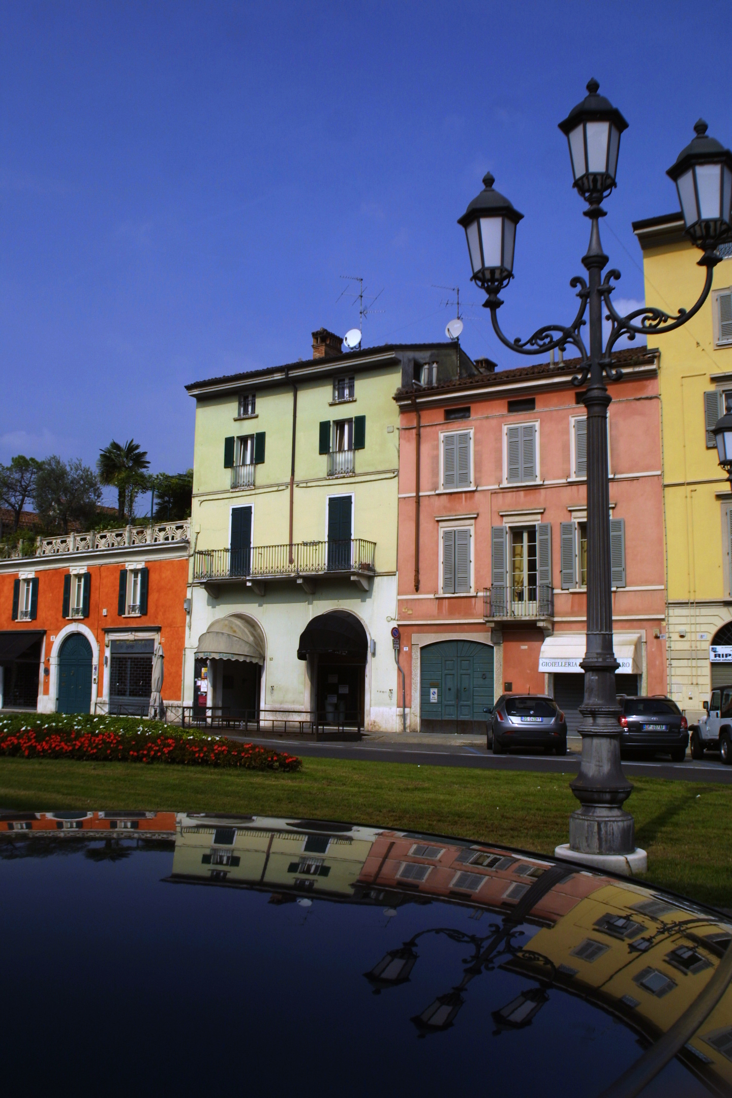 arnaldo square in brescia