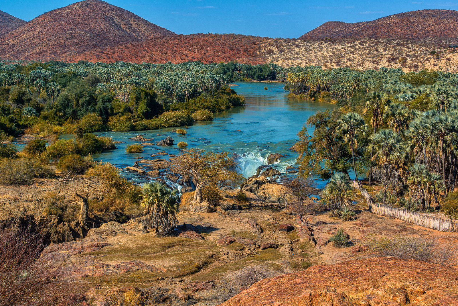 Angola - Namibia border