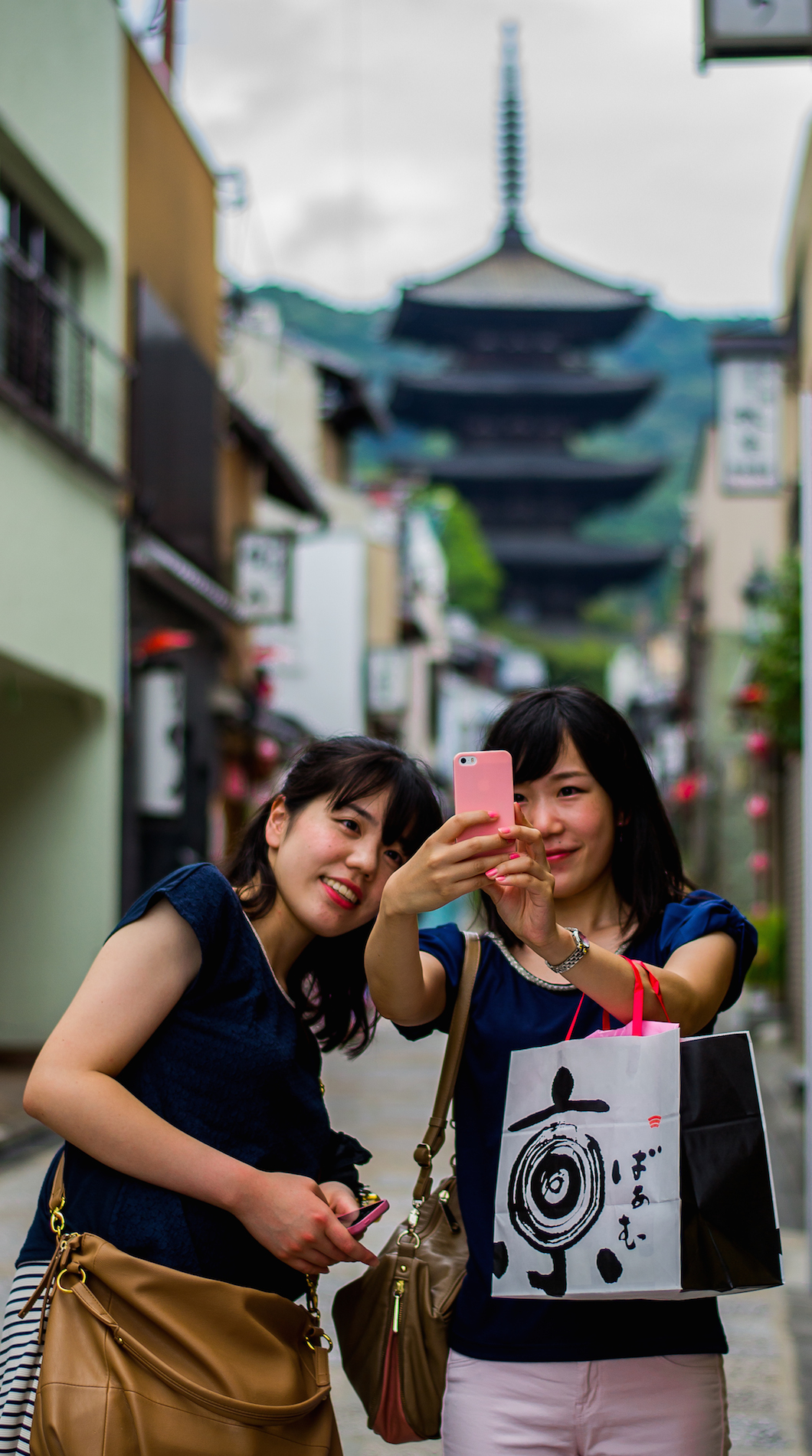 Selfie ... with the Yasaka pagoda in Kyoto!
