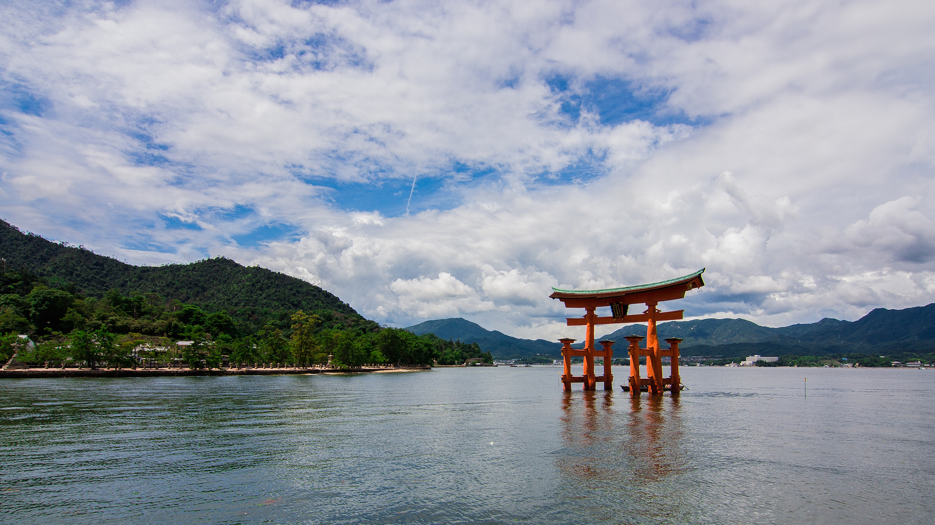 Torii floating island of Myajima