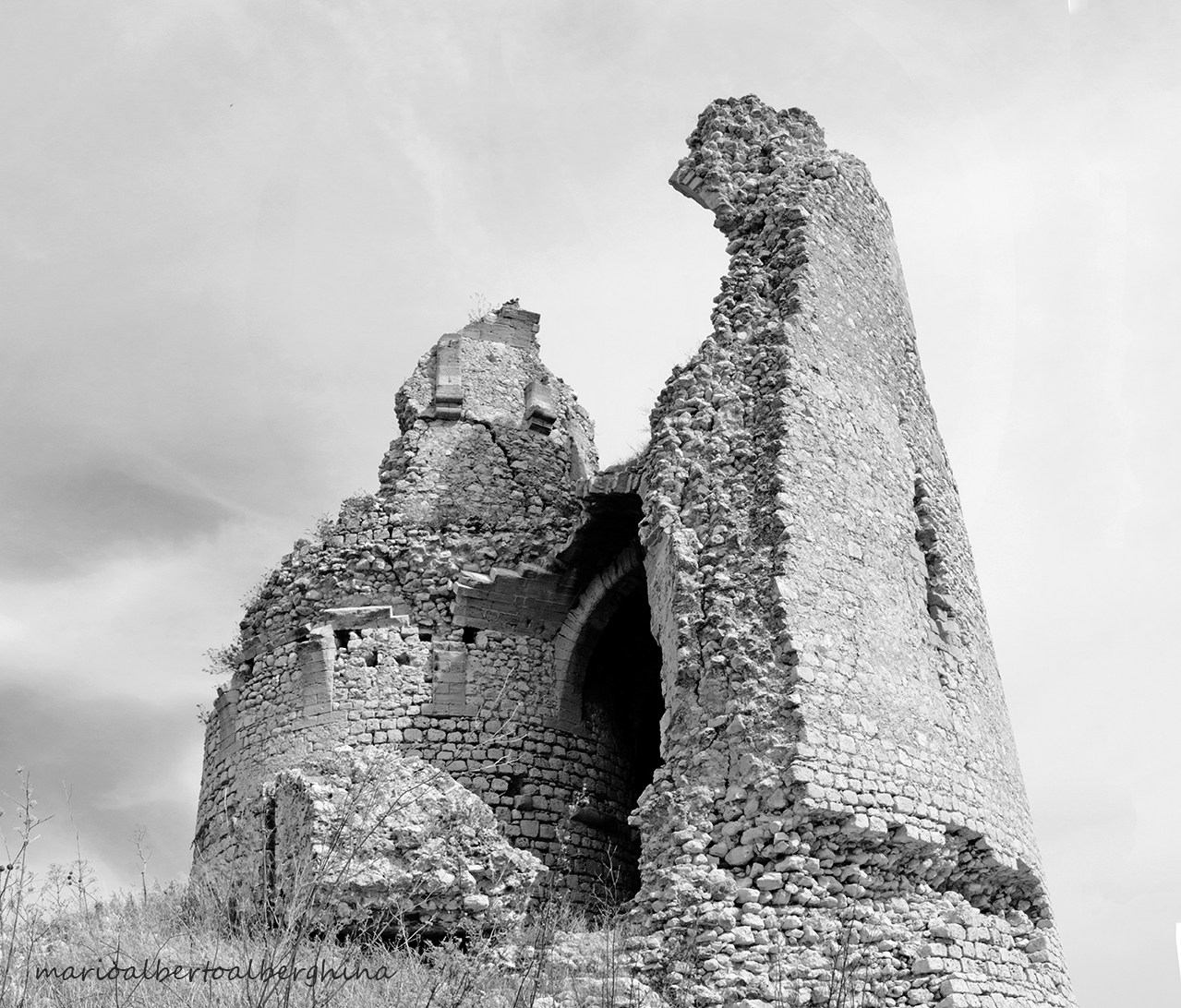 All'interno del castello di Mongialino