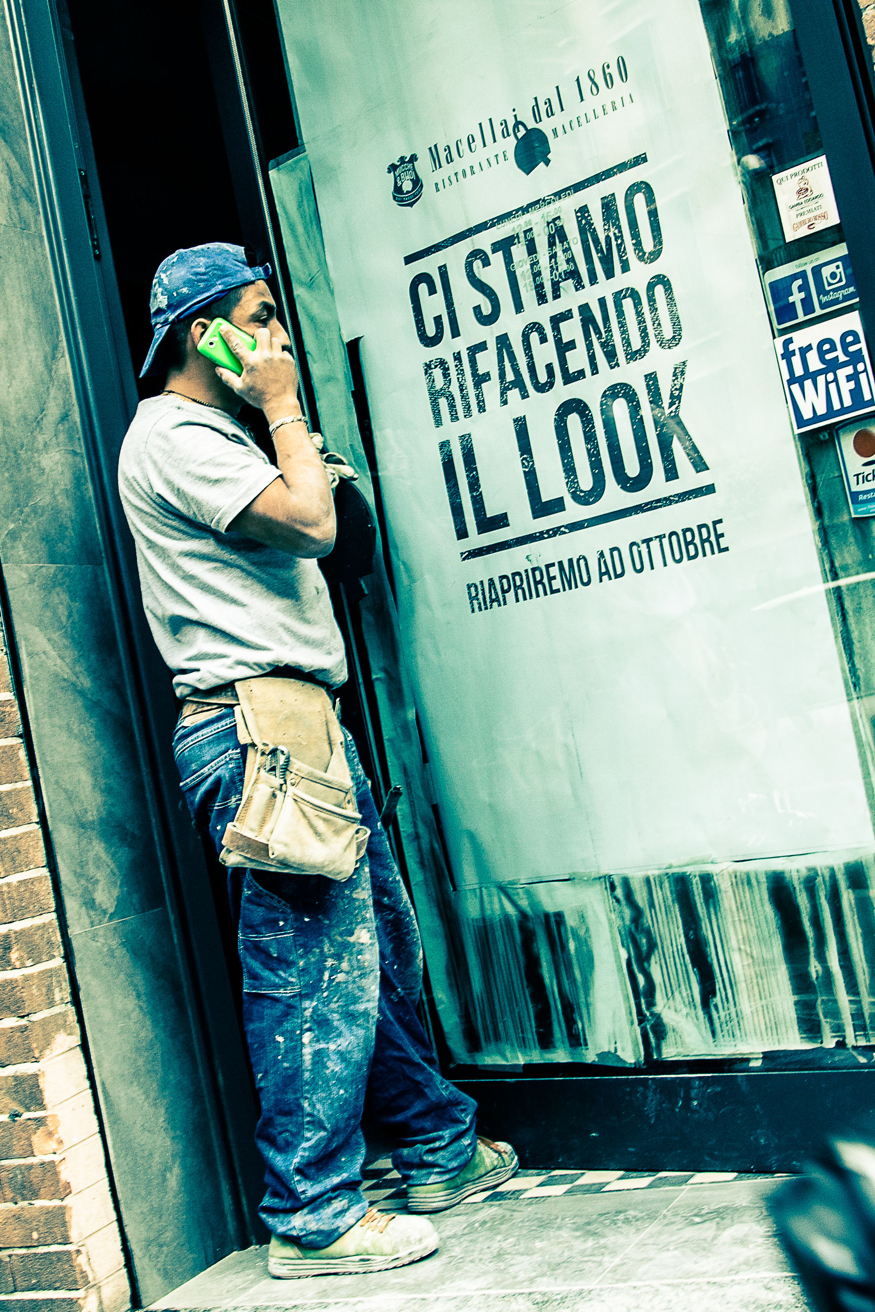 Ci stiamo rifacendo il look !!!