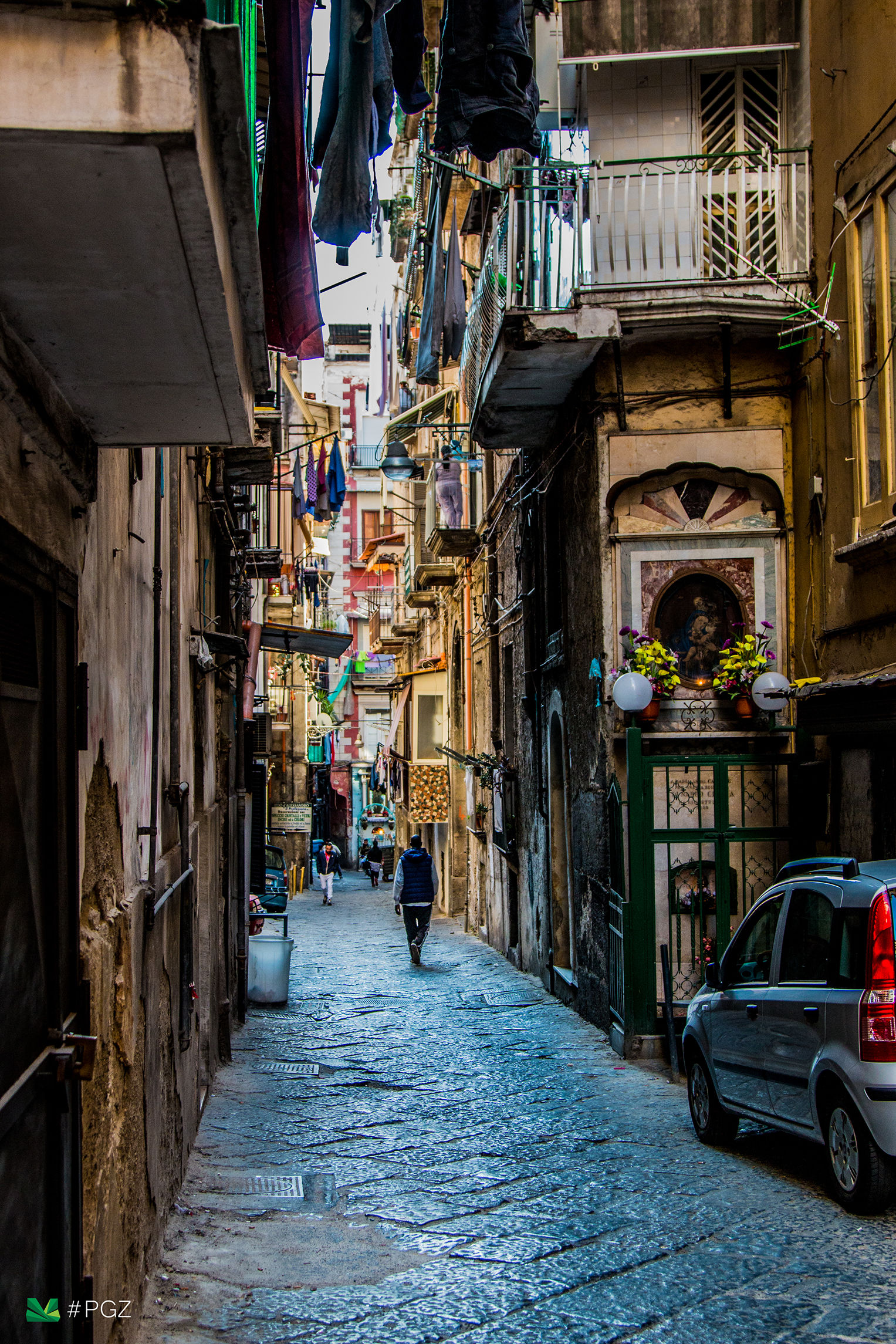 Napule è mille culure