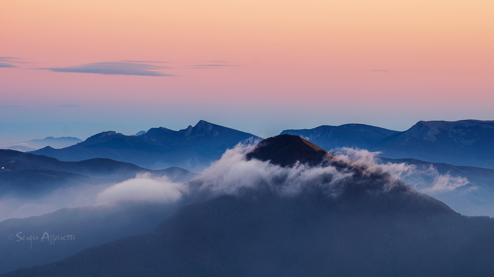 The scarf of clouds - Mount Alpheus