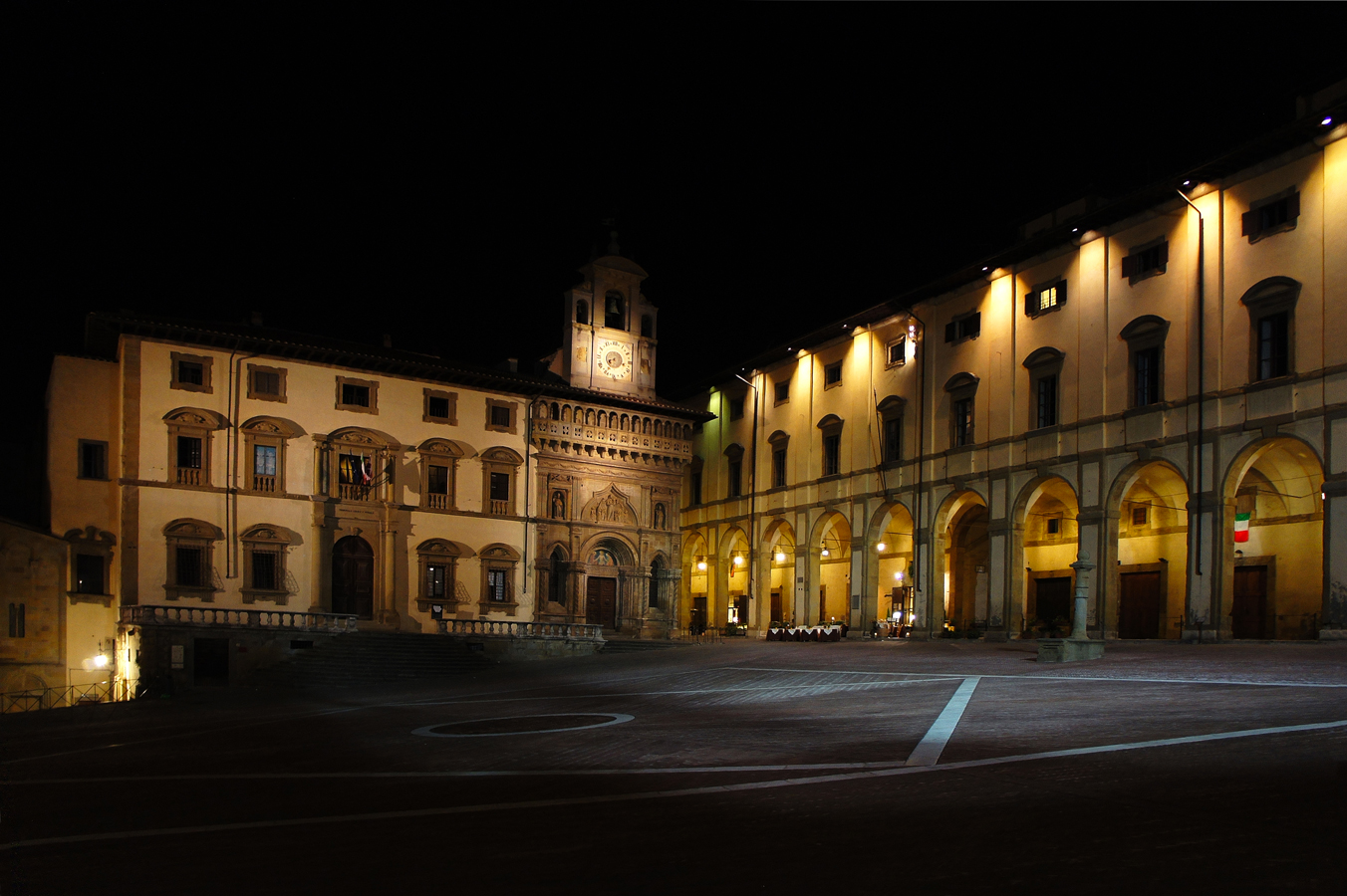 Piazza Grande by night
