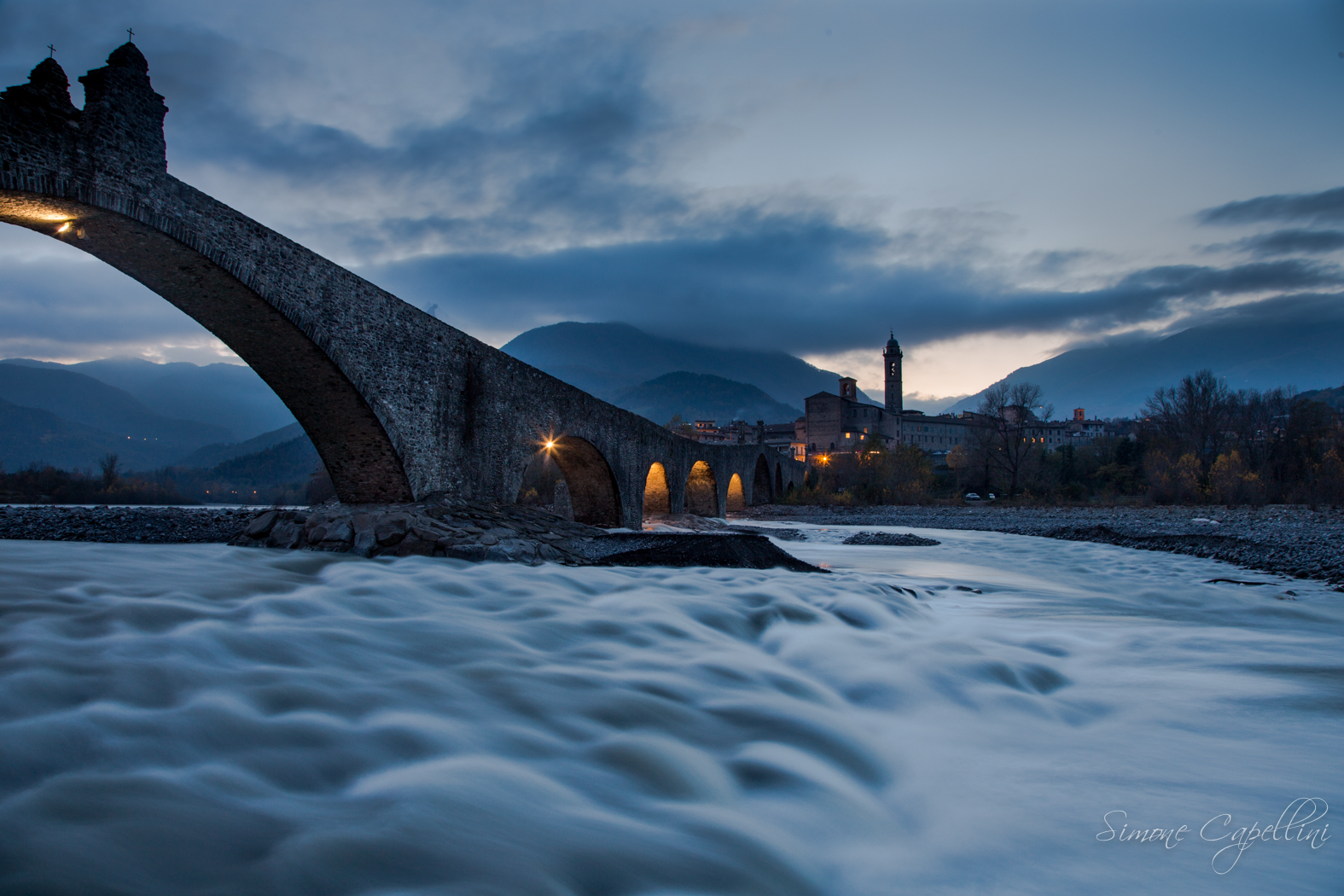 The Hunchback Bridge at dusk