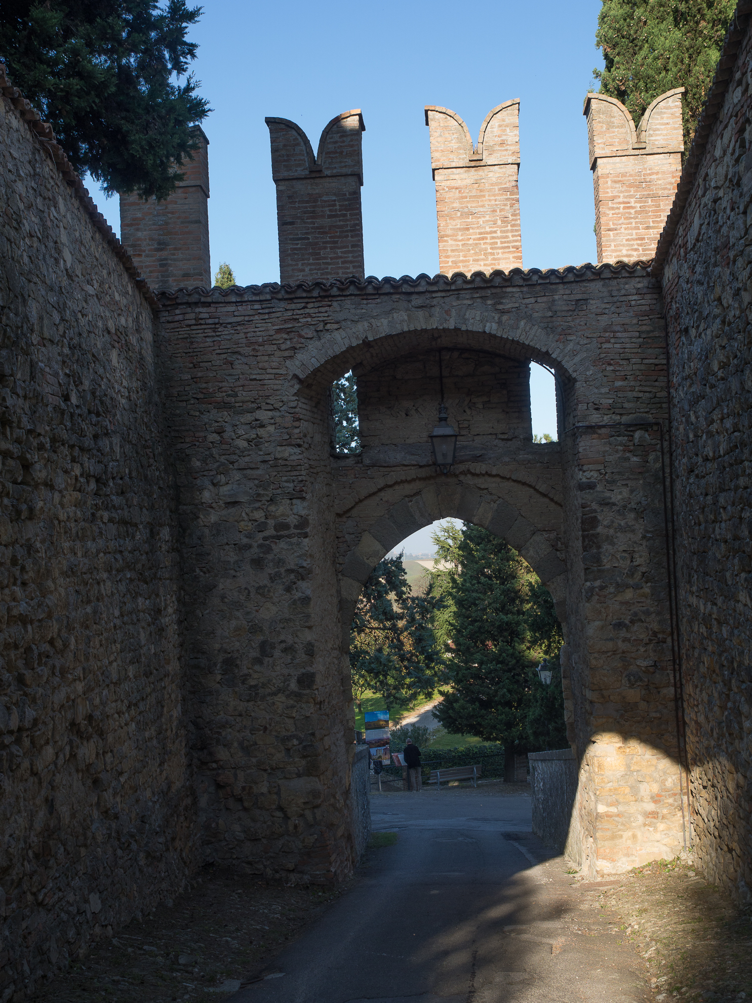 Castello Serravalle - Il Borgo