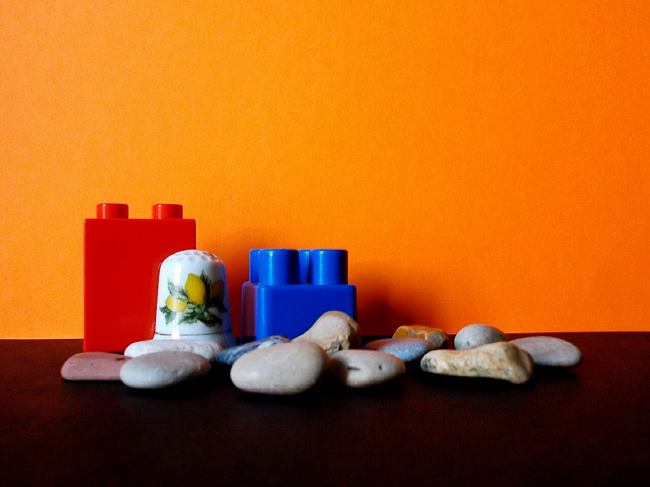 Construction thimble and stones