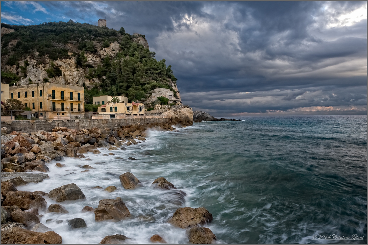 Surge in Varigotti (sv)