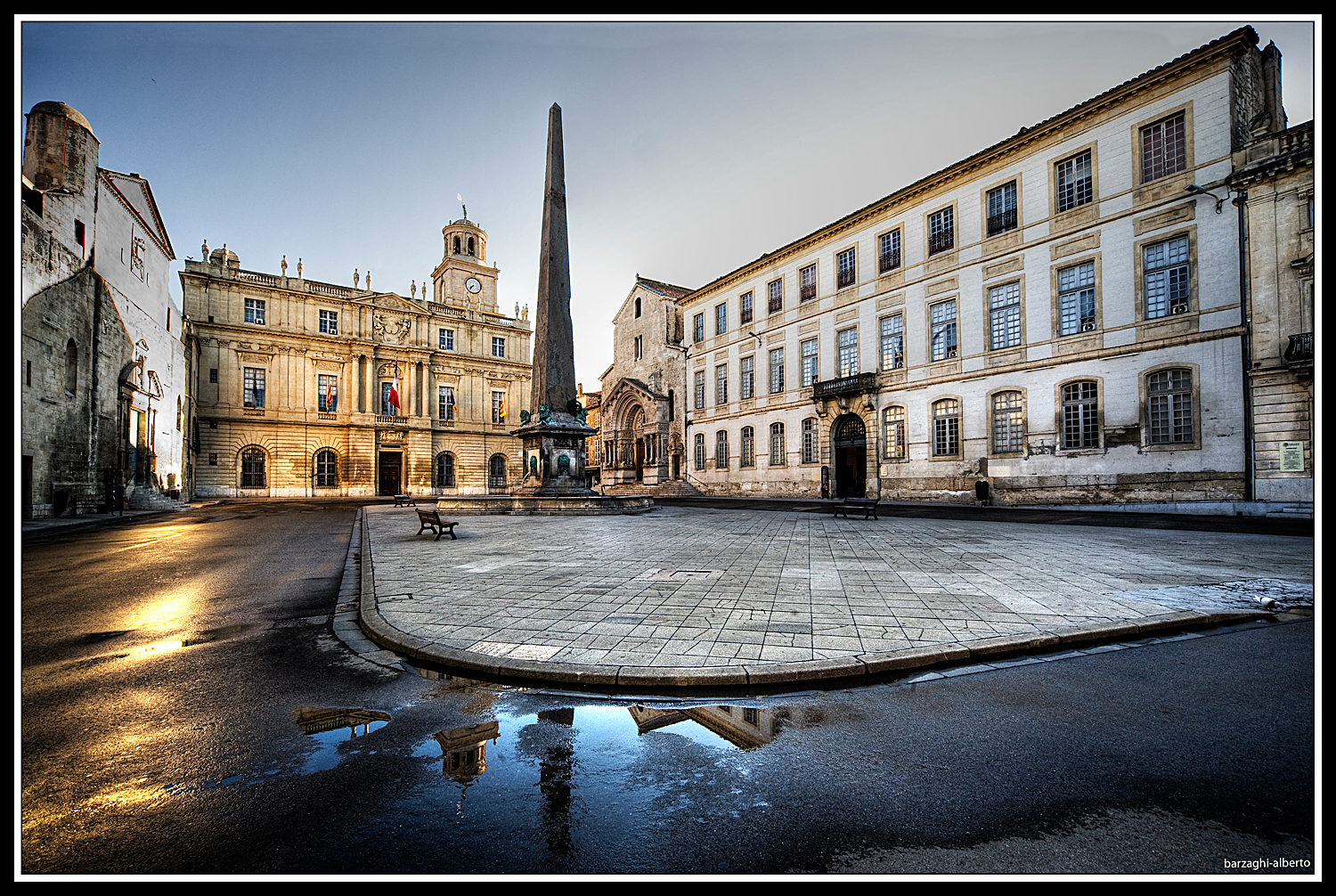 la piazza di Arles