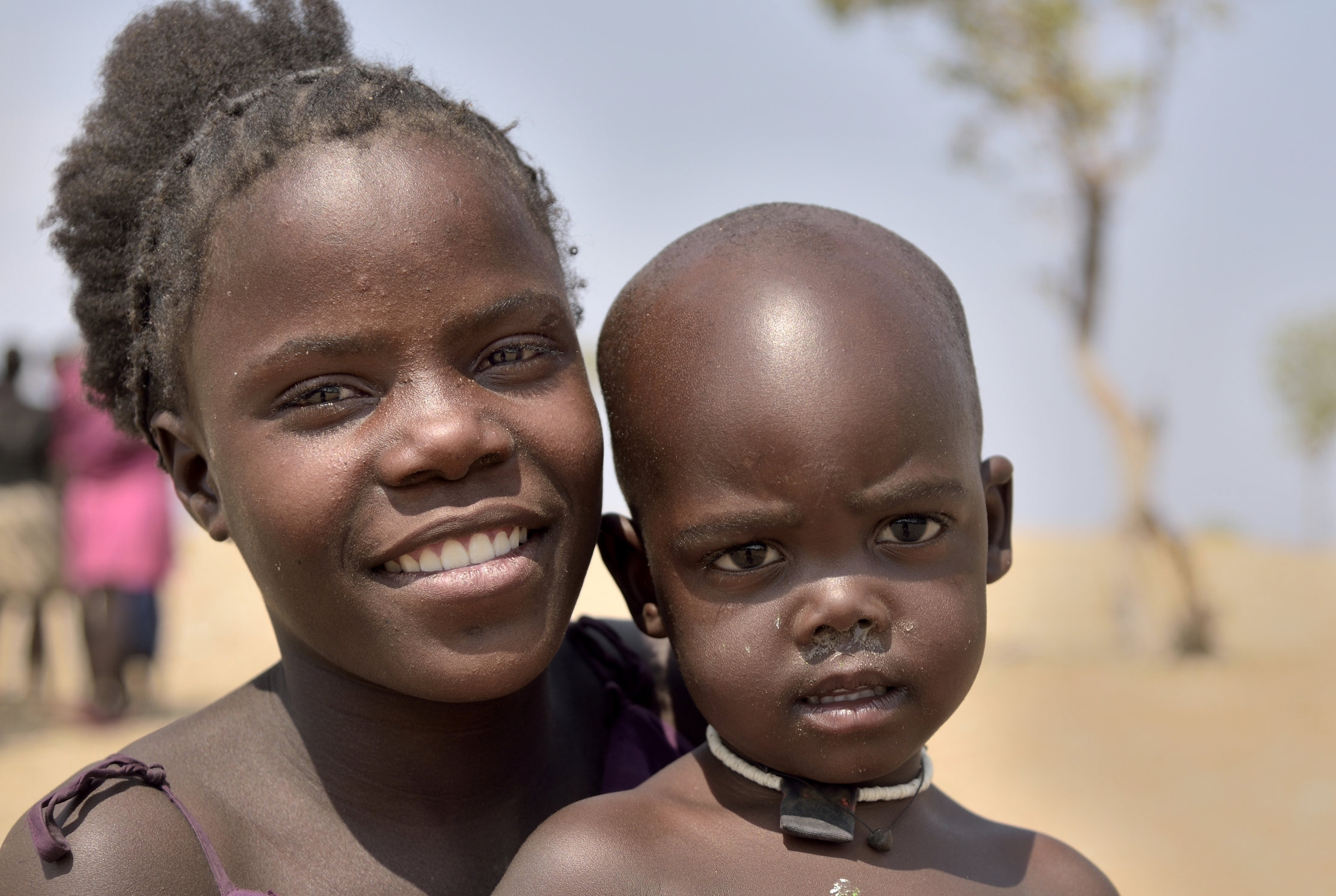 Kaokoland - Ragazza e bimbo Herero