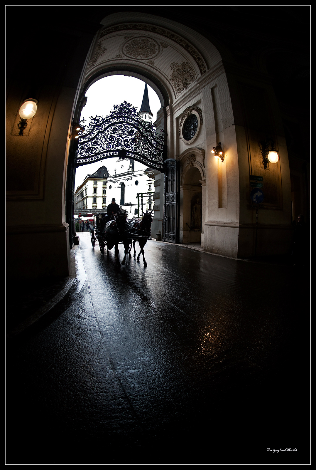 carrozza in controluce