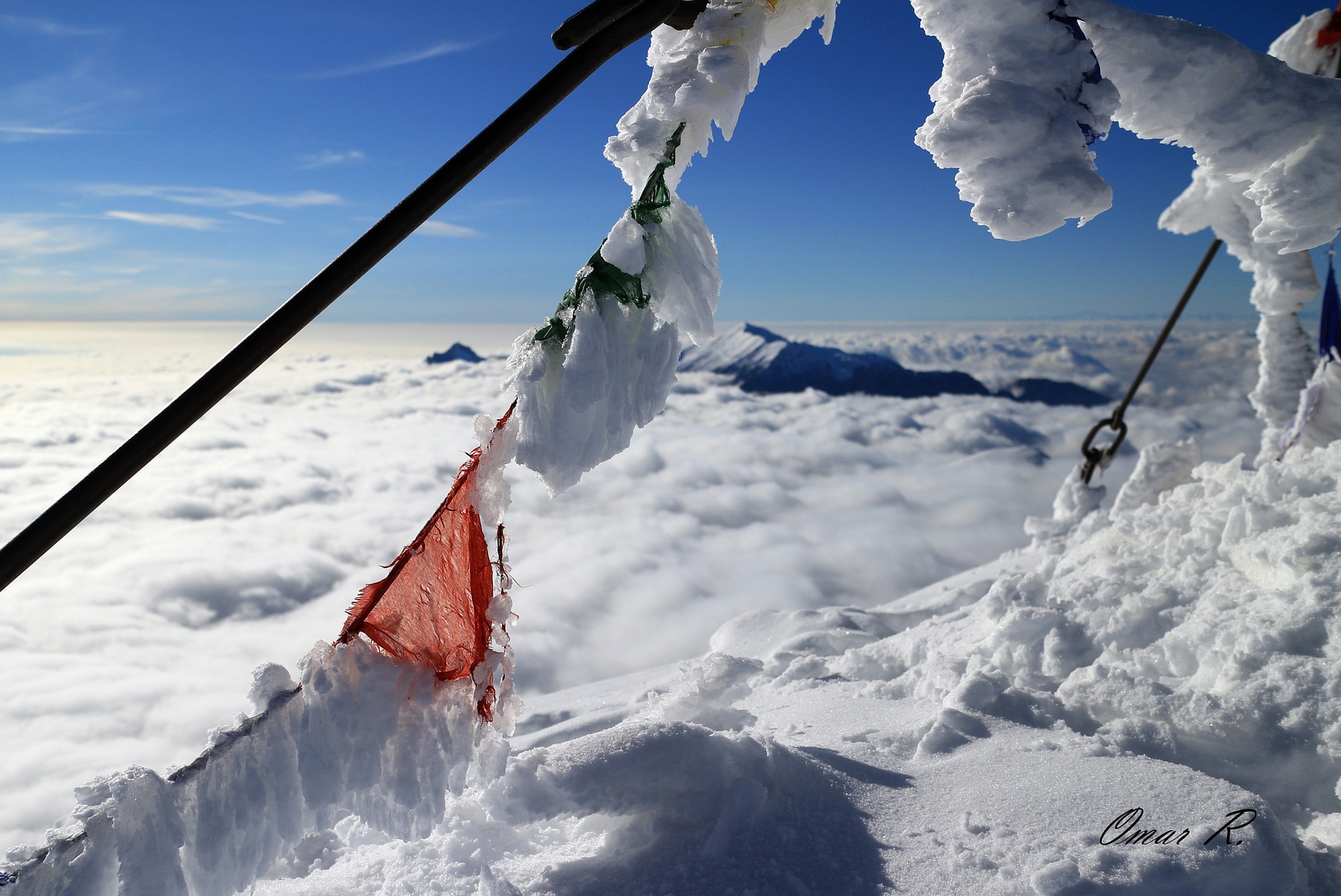 Bandiere himalayane sulle Orobie