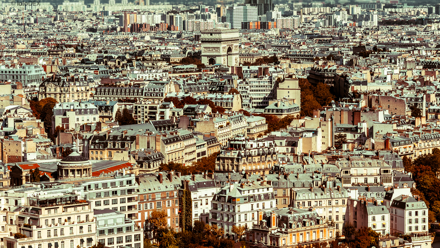 Donna nuda alla finestra!