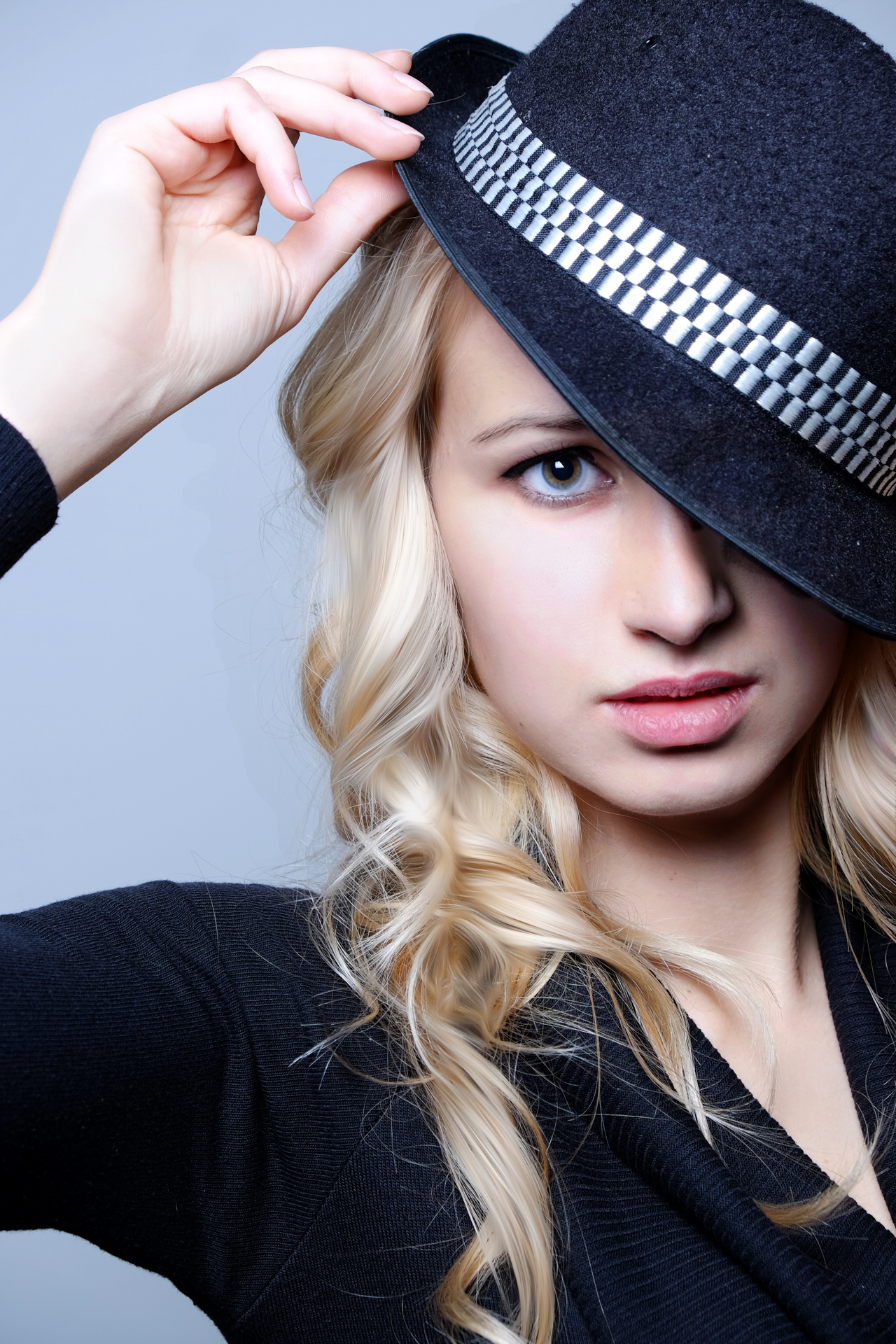 Ragazza col cappello