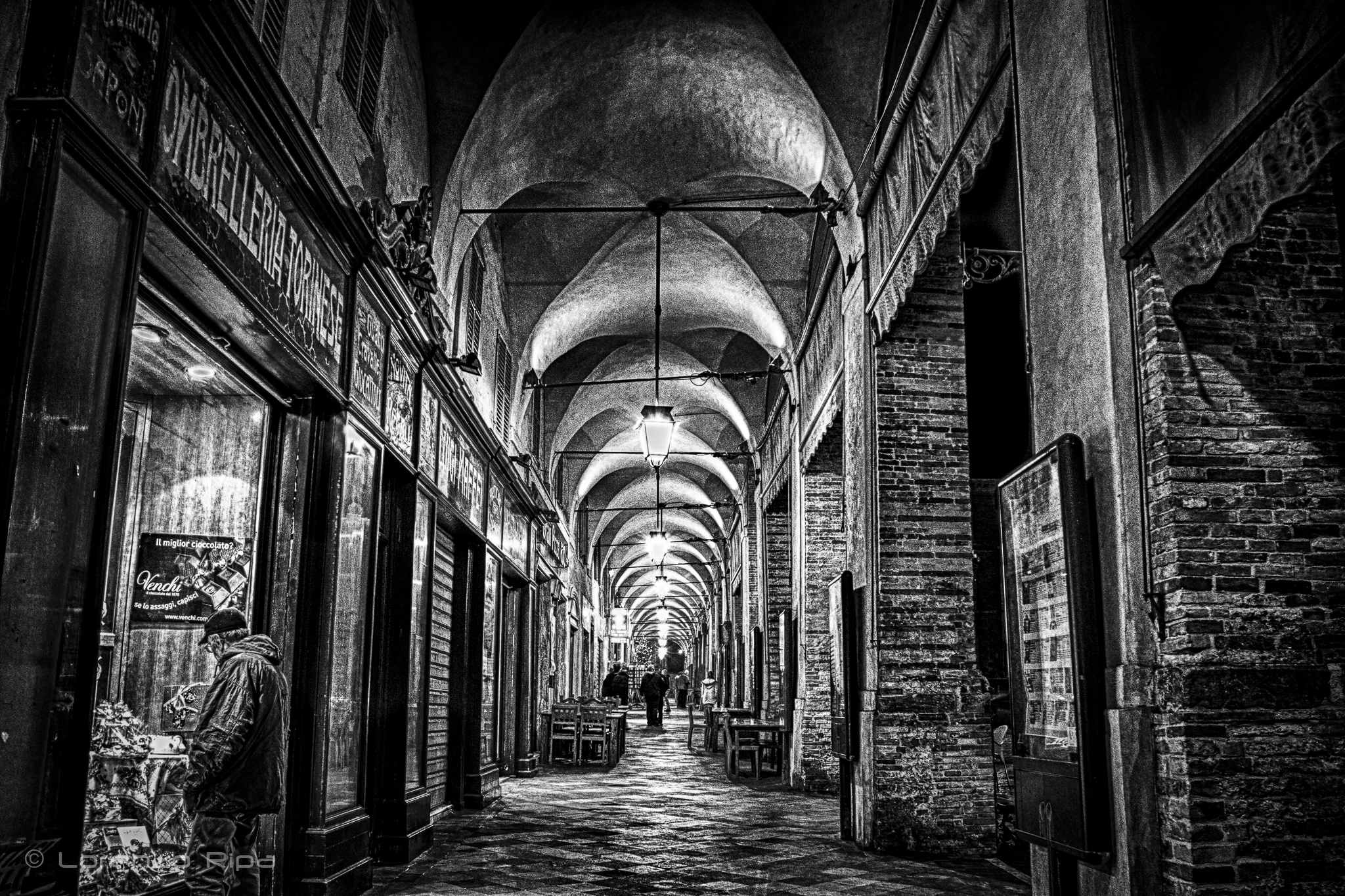 Fermo in HDR & B&W 1