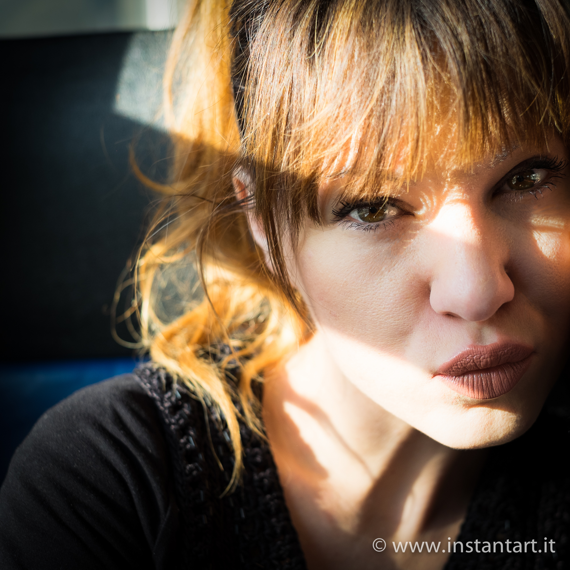 Lights and shadows kiss