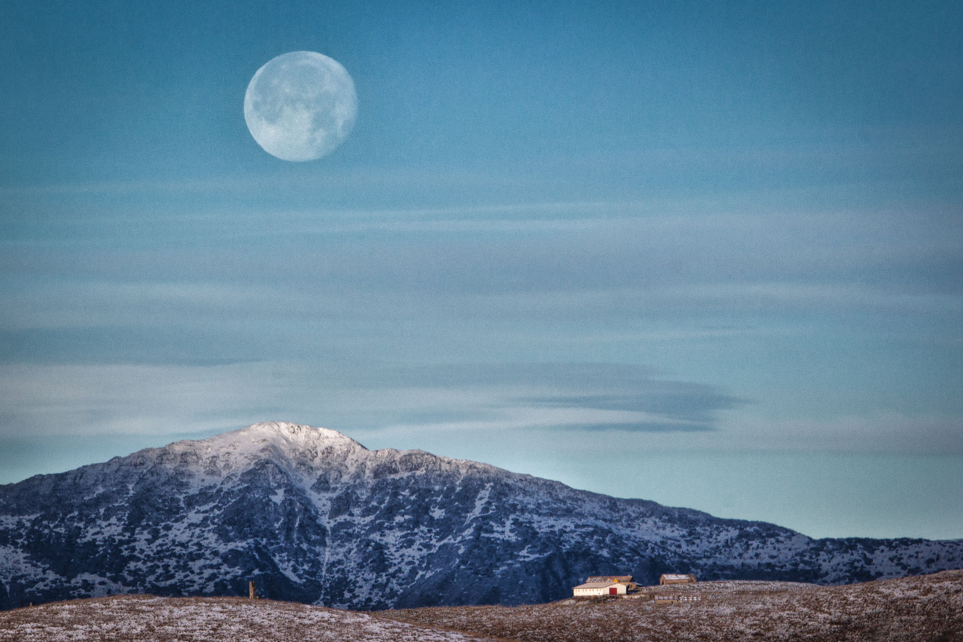 ...quando il Monte Baldo guarda la luna...