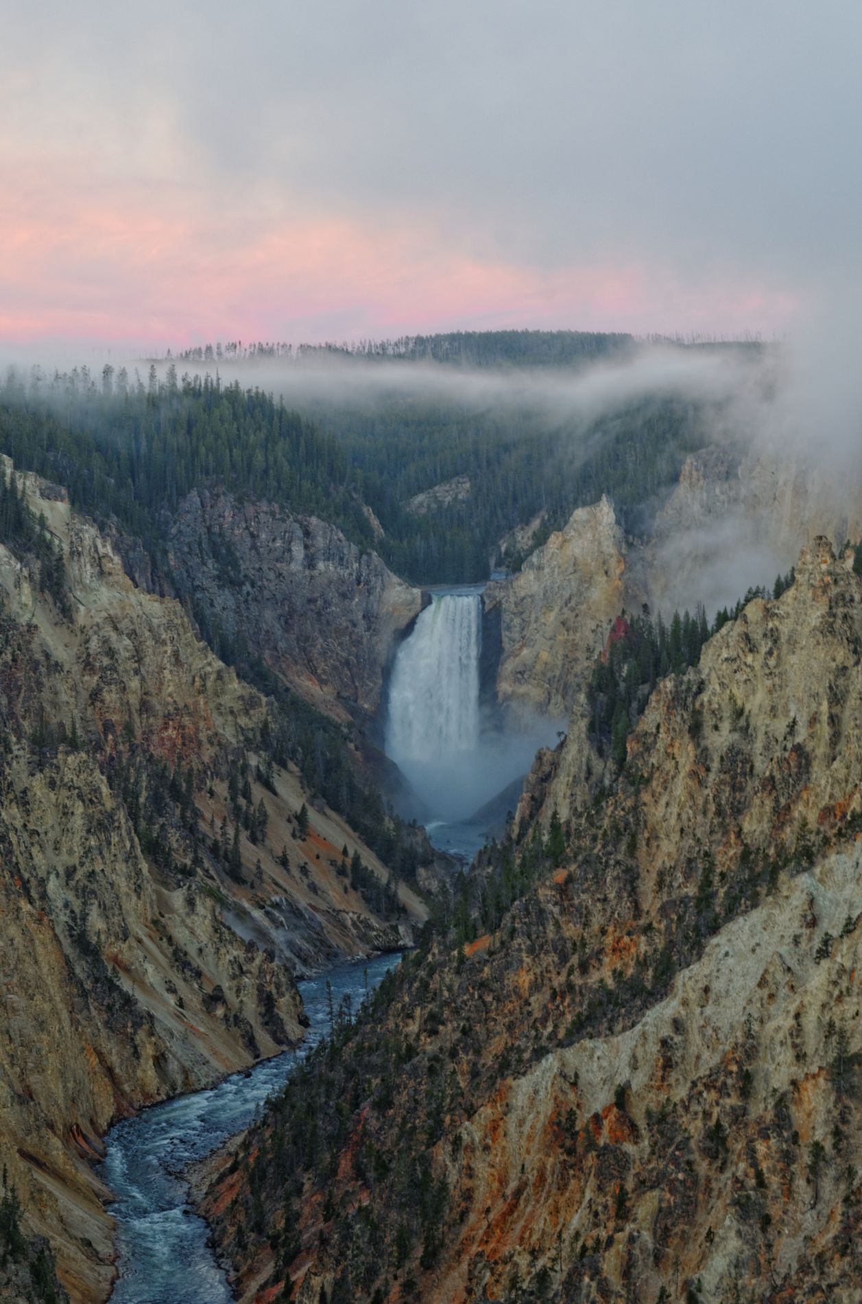 Yellowstone Grand Canyon - Artist's Point - Sunrise