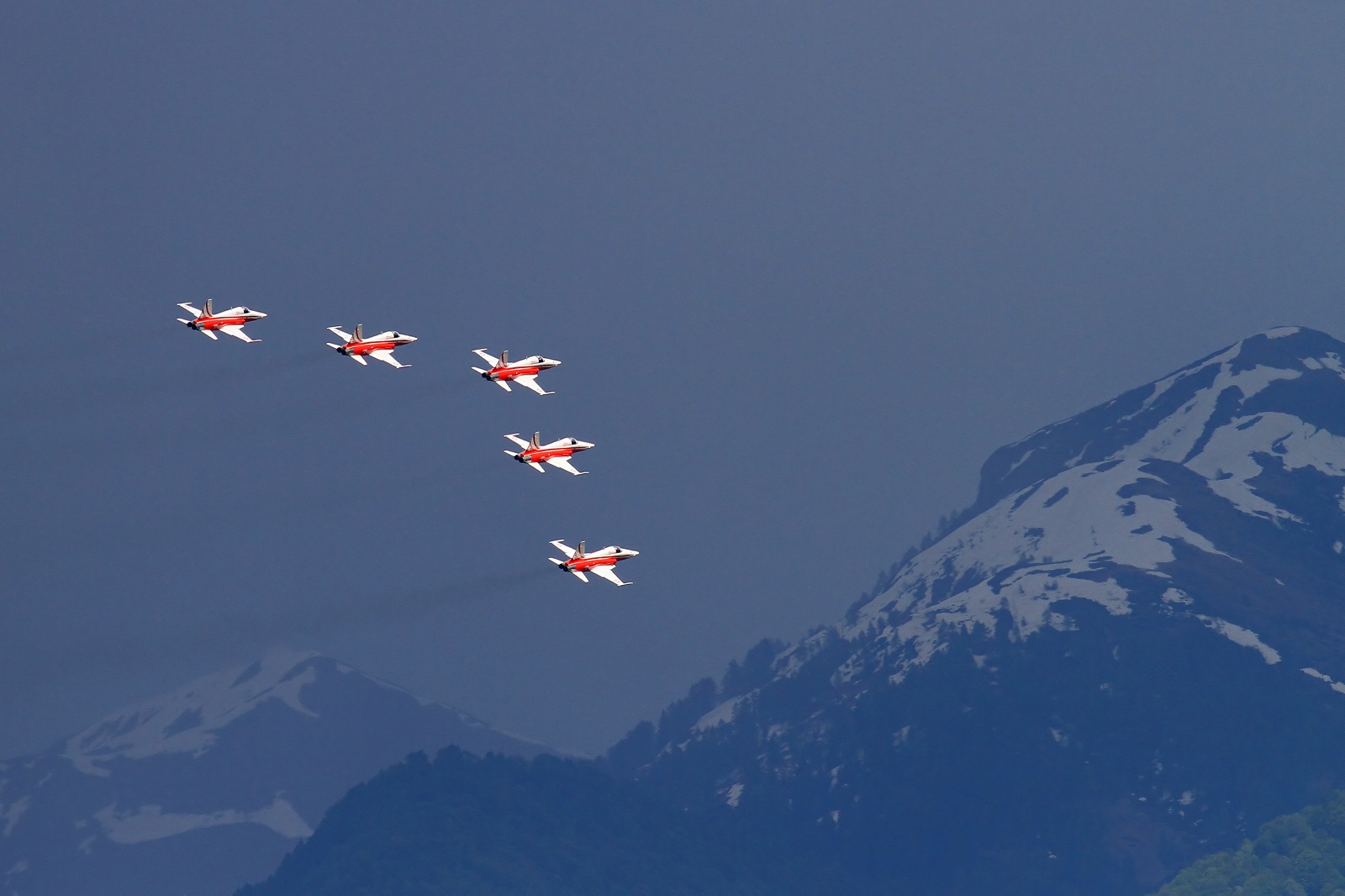 Formation Flight - Patrouille Suisse
