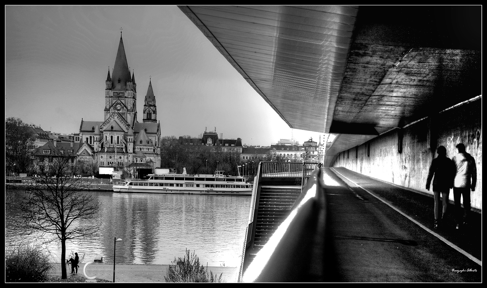 ponte suo Danubio-Vienna