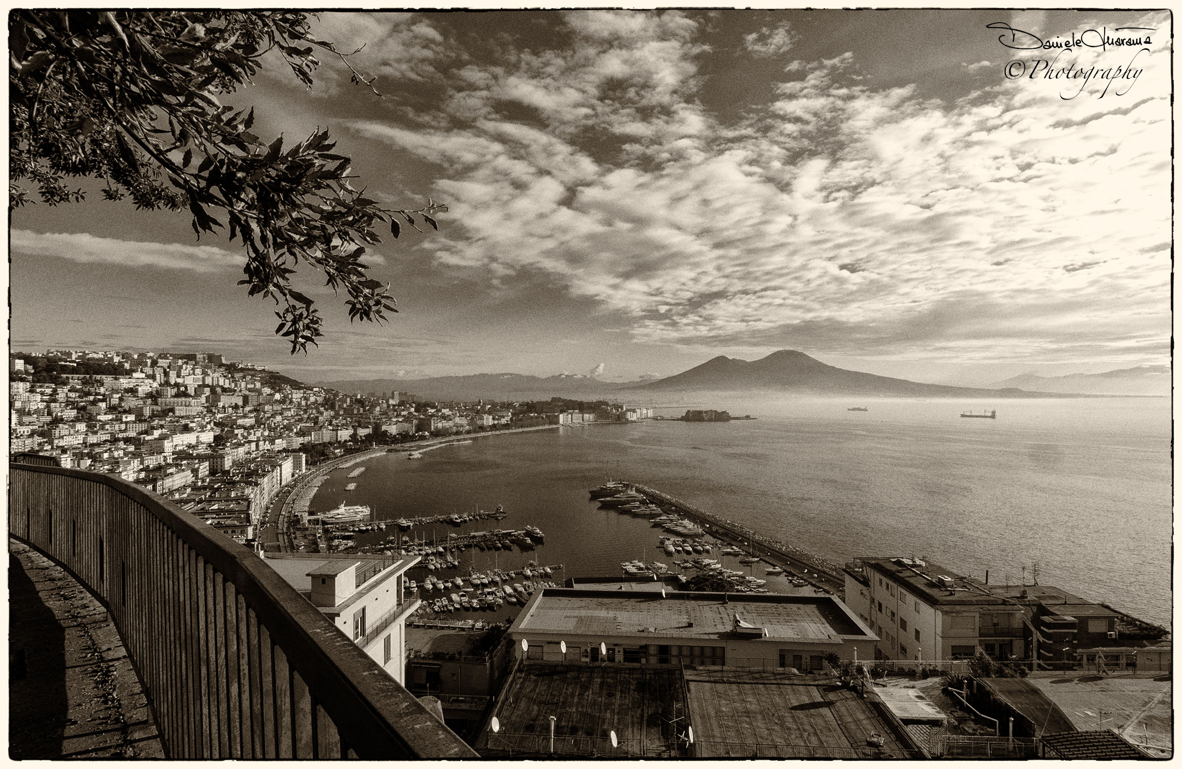 Naples' 800